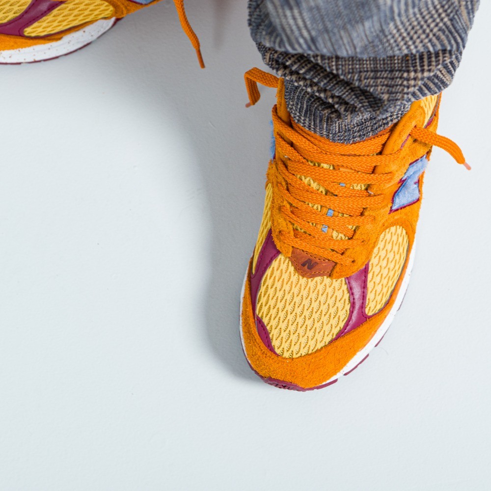 NEW BALANCE 2002R SALEHE BEMBURY PEACE BE THE JOURN - AY01NBU0195