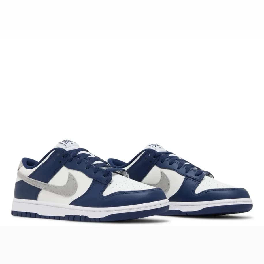 Nike Dunk Low Summit White Midnight Navy görsel 4