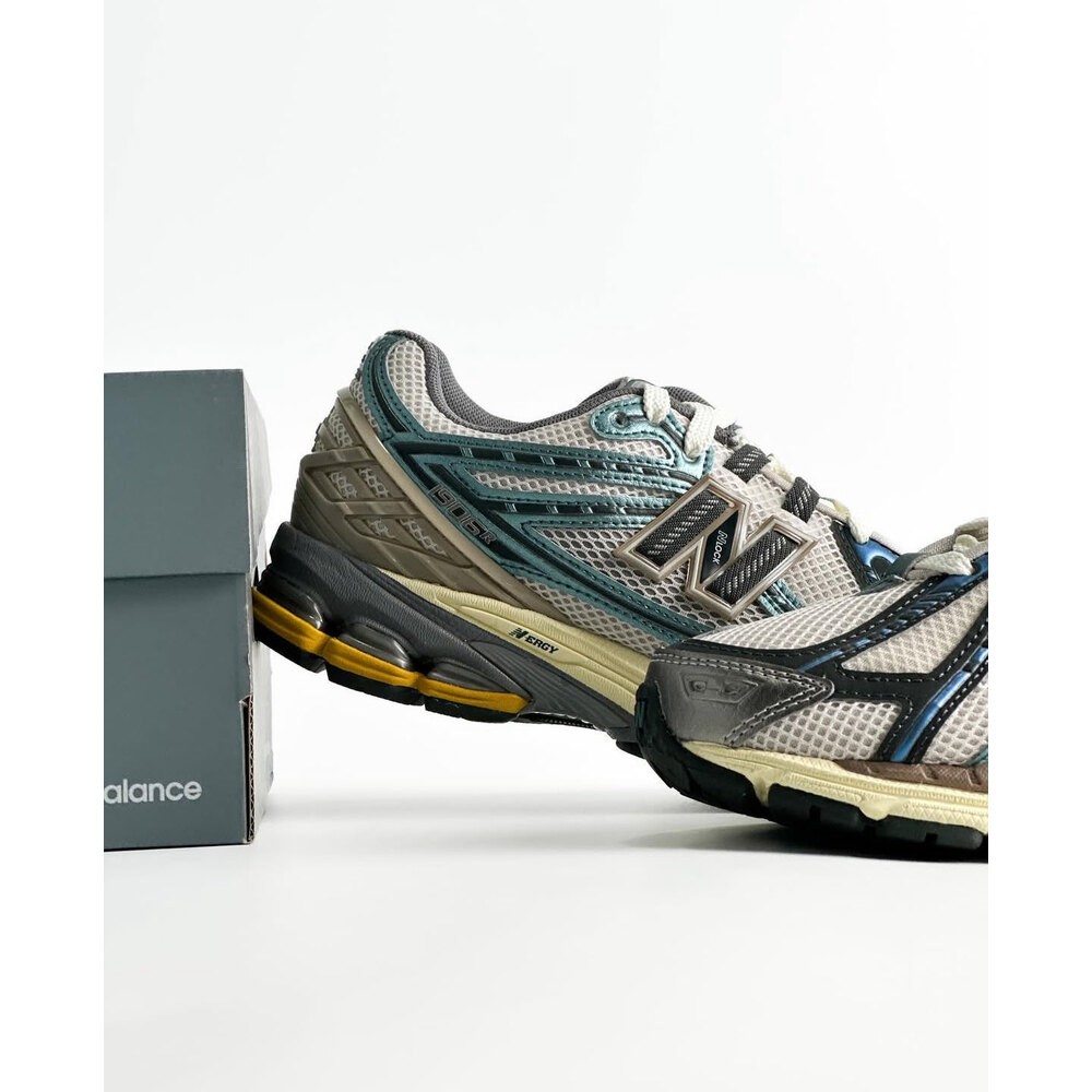 New Balance 1906R Spruce