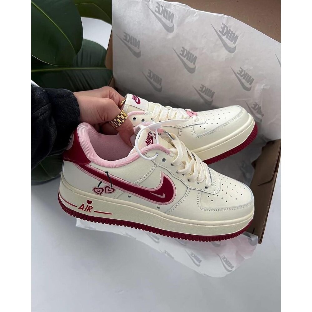 Nike Airforce Low “ Valentines Day ''
