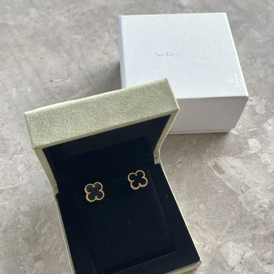 Van Cleef Yeşil Küpe (premium)