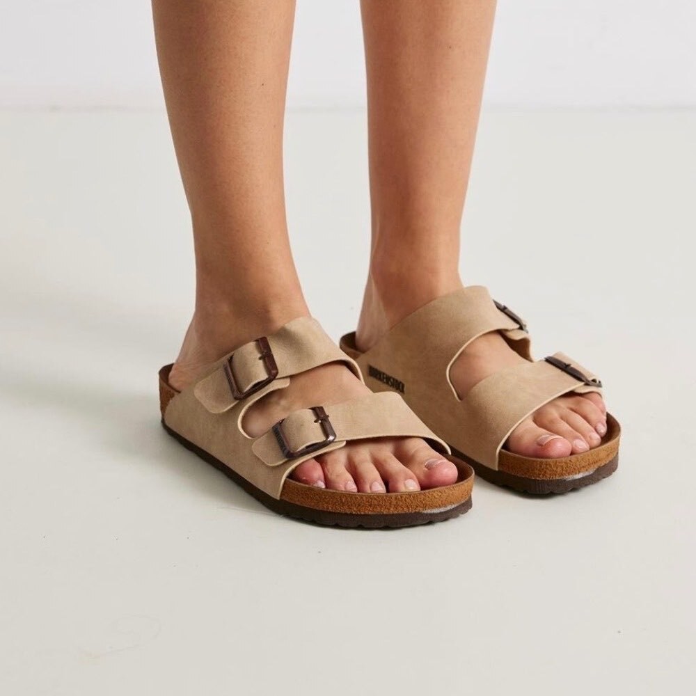 Birkenstock Original Arizona Premium “ Beige Suede “