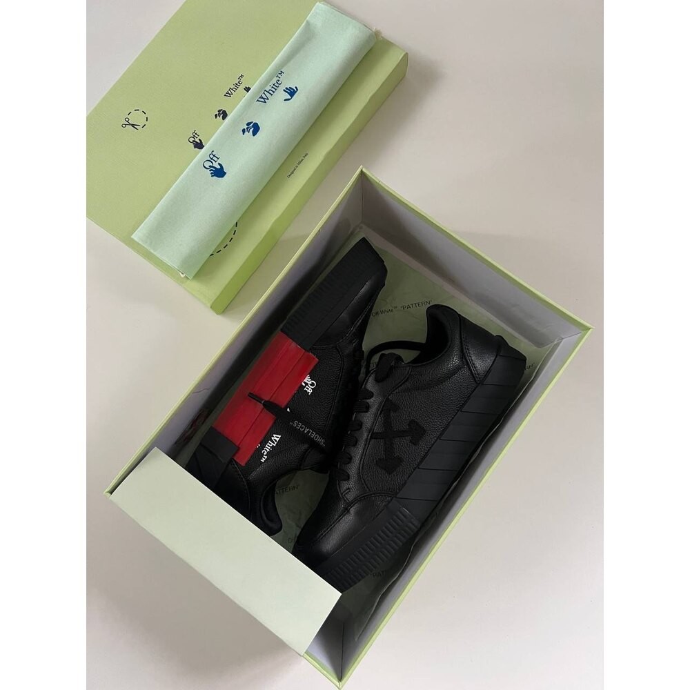 Off White X New Seseon