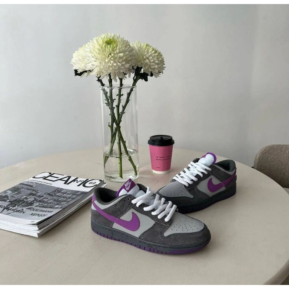 NIKE SB DUNK LOW PURPLE PIGEON