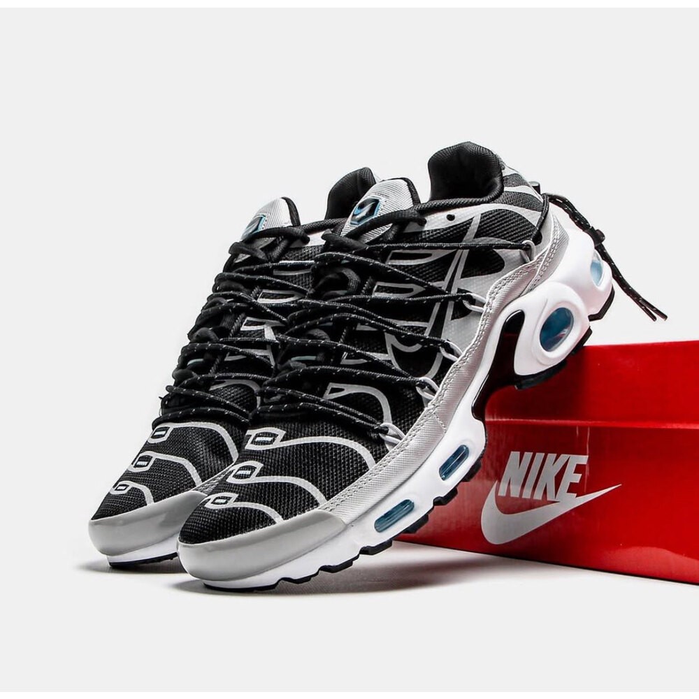 Nike Air Max TN plus Lace Toggle Grey