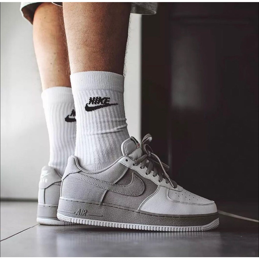 Nike Air Force  1 VELVET CROWN