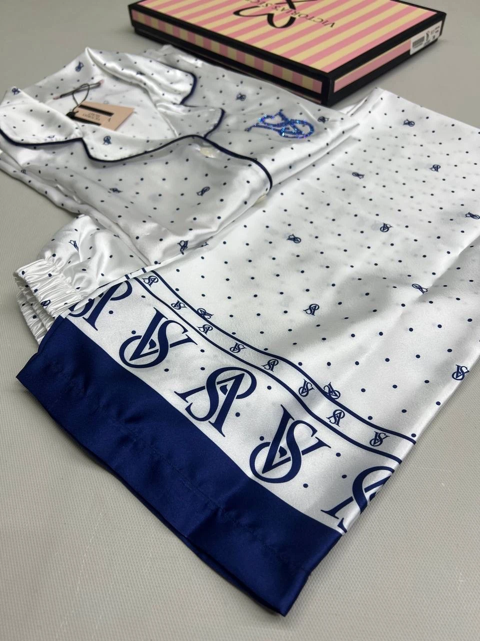 Victoria Secret’s Pijama Takımı Mavi görsel 2