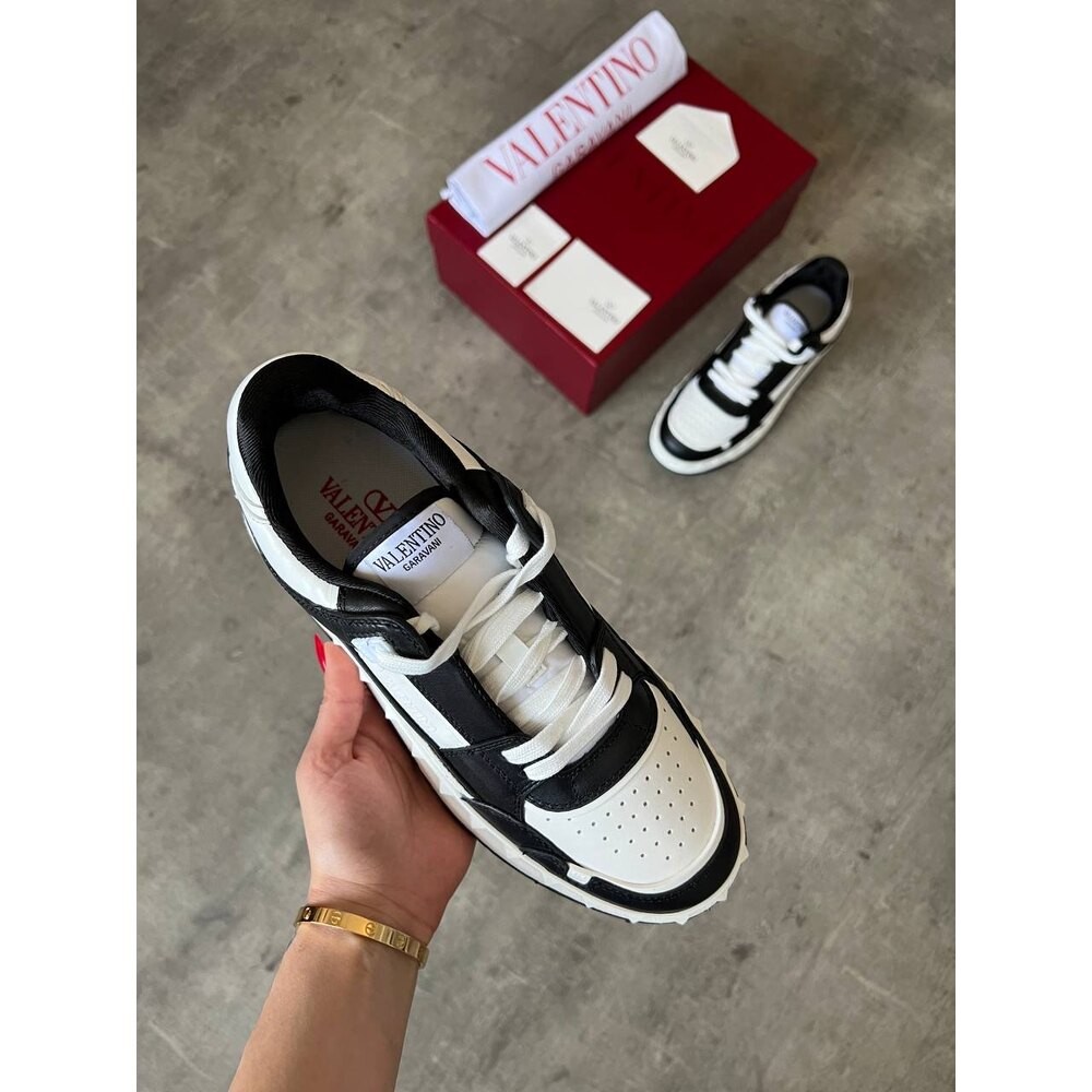 Valentino Rockstud Black VLTN