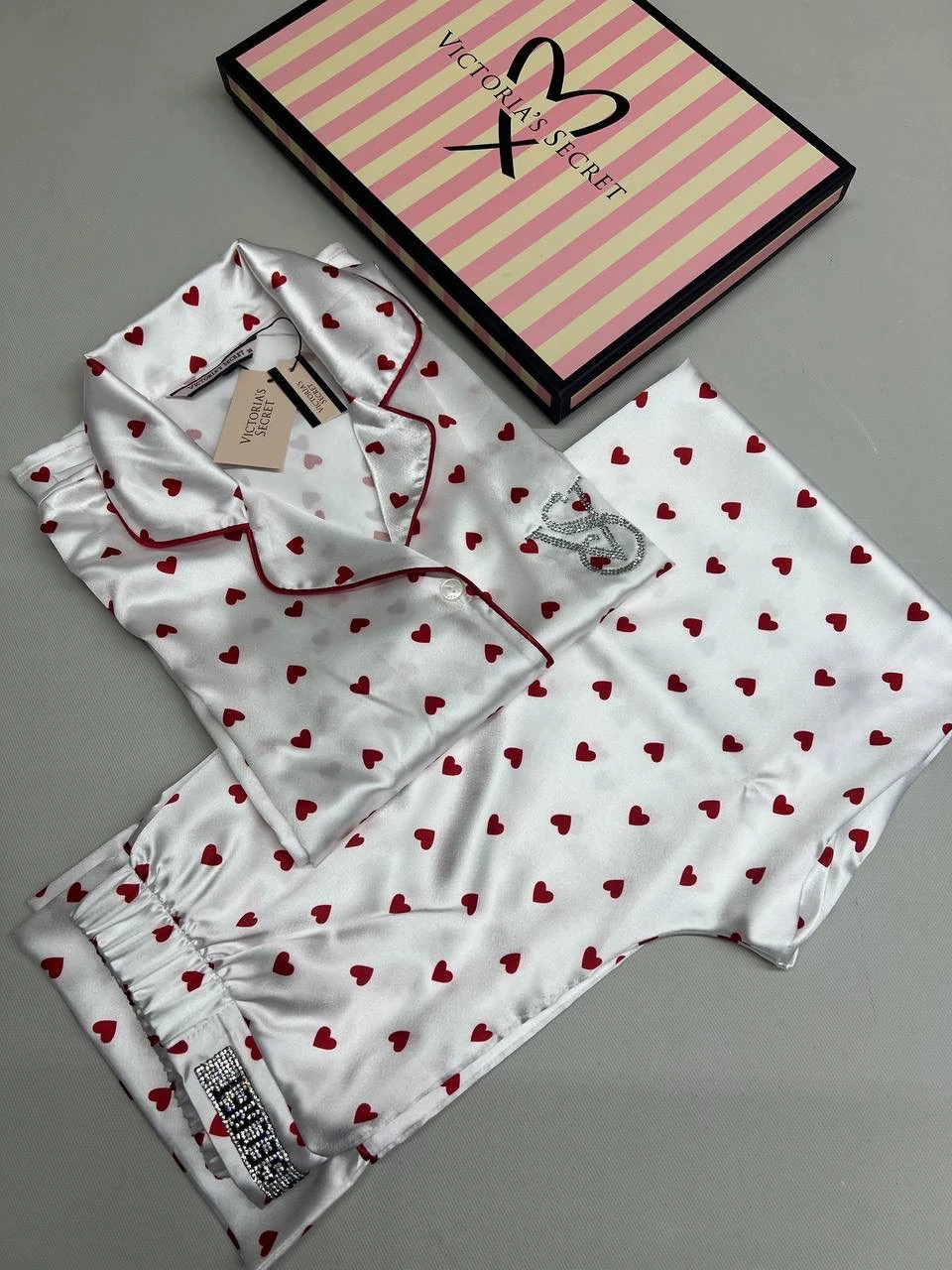 Victoria Secret’s Pijama Takımı Kalpli
