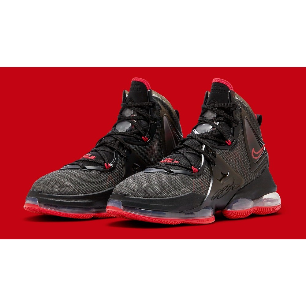 Nike LeBron 19 “Bred” Le Bron