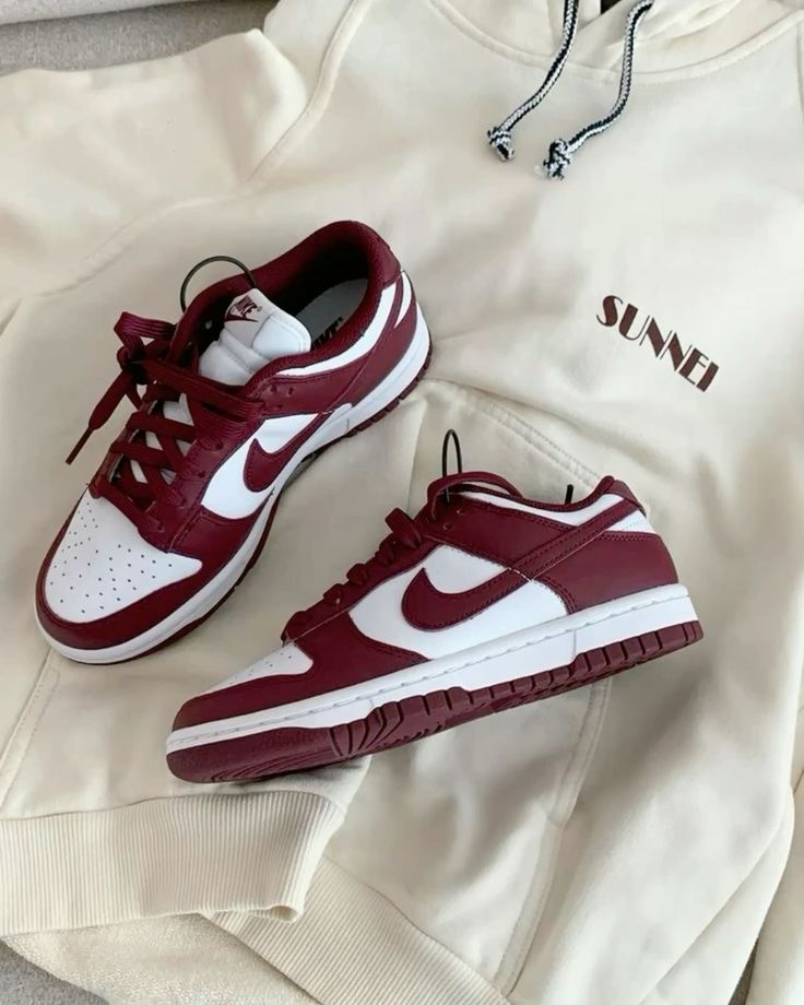 BORDO DUNK