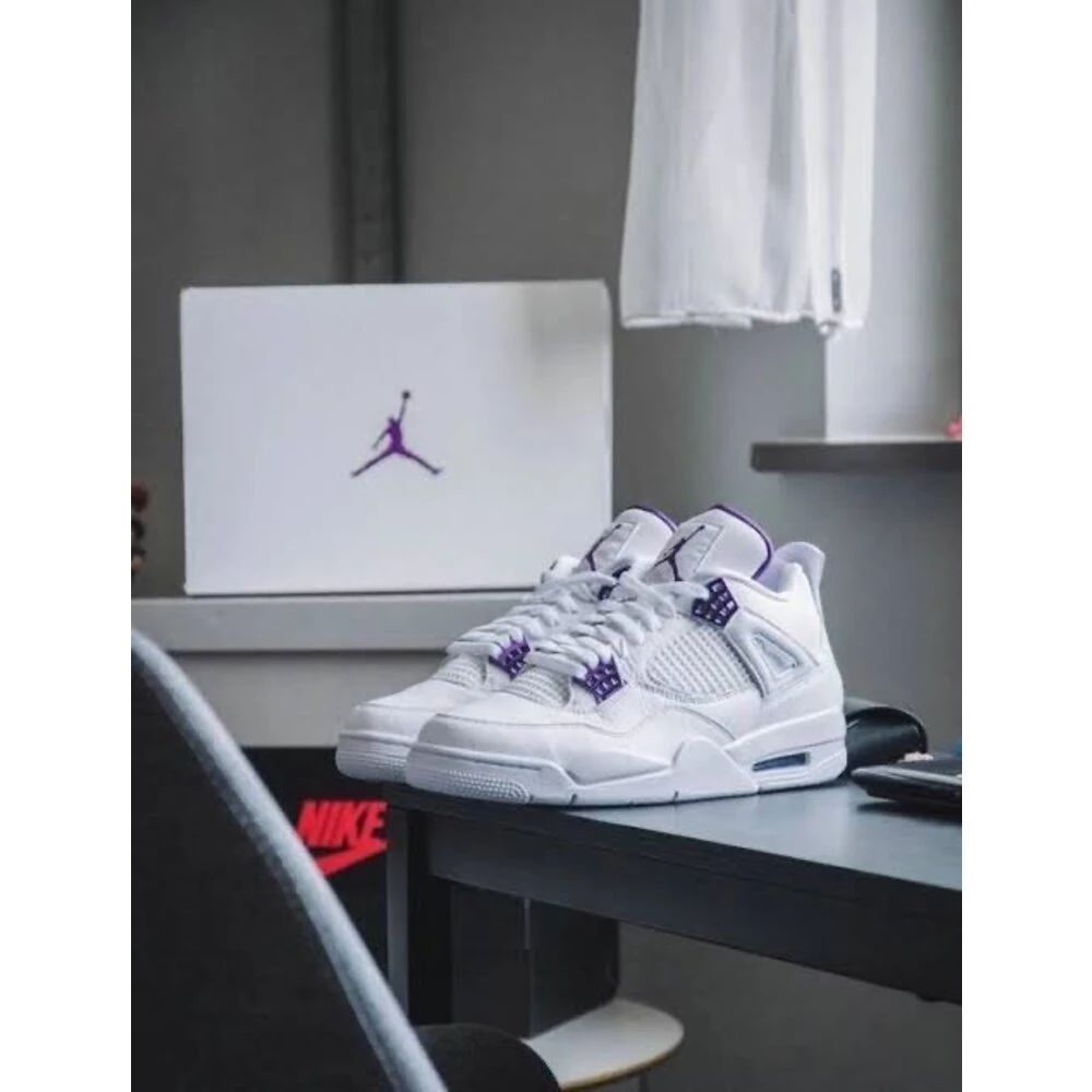 Jordan Retro 4 Purple Metallic görsel 3