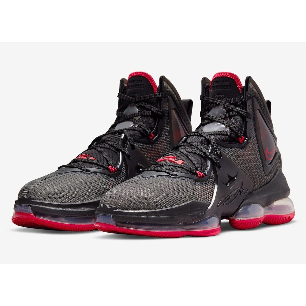 Nike LeBron 19 “Bred” Le Bron