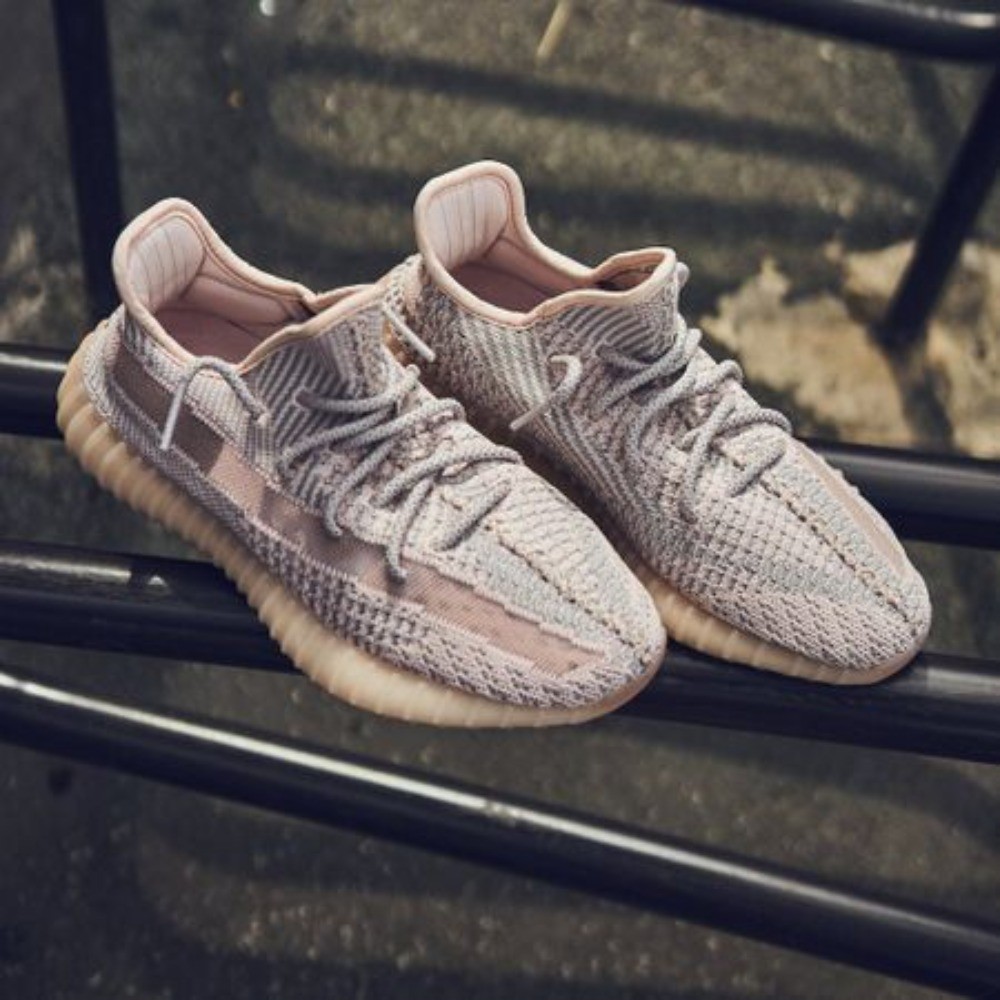ADIDAS YEEZY BOOST 350 V2 SYNTH - AY01ADE0023