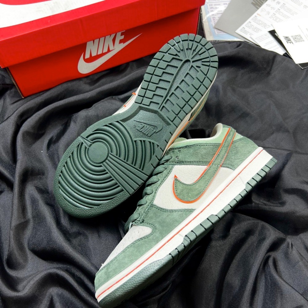 NIKE DUNK LOW SB AKIRA XANH REU - AY01NKE0030