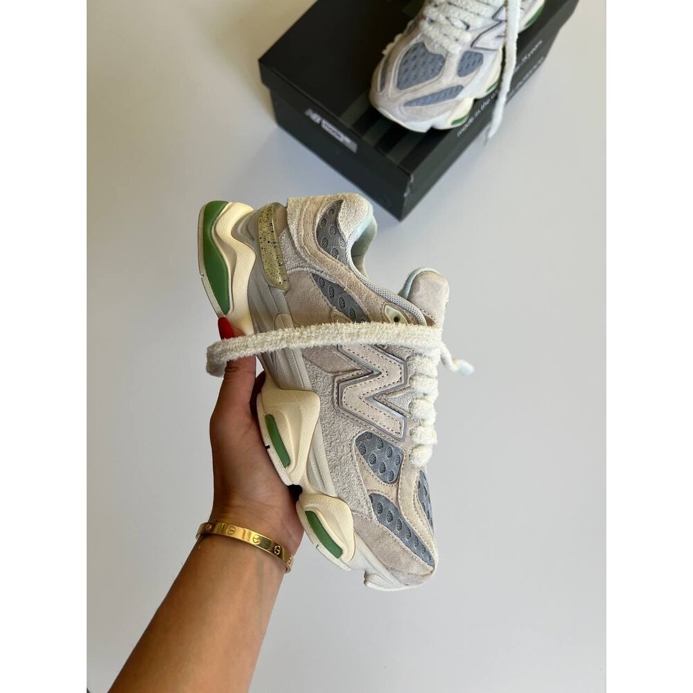 New Balance 9060 Bricks