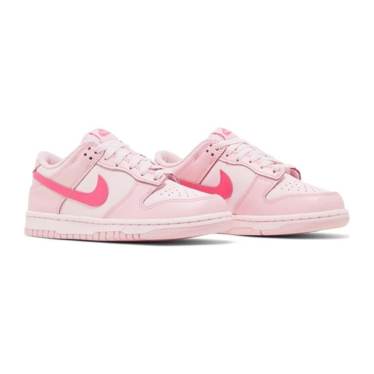 Nike Dunk Low Triple Pink