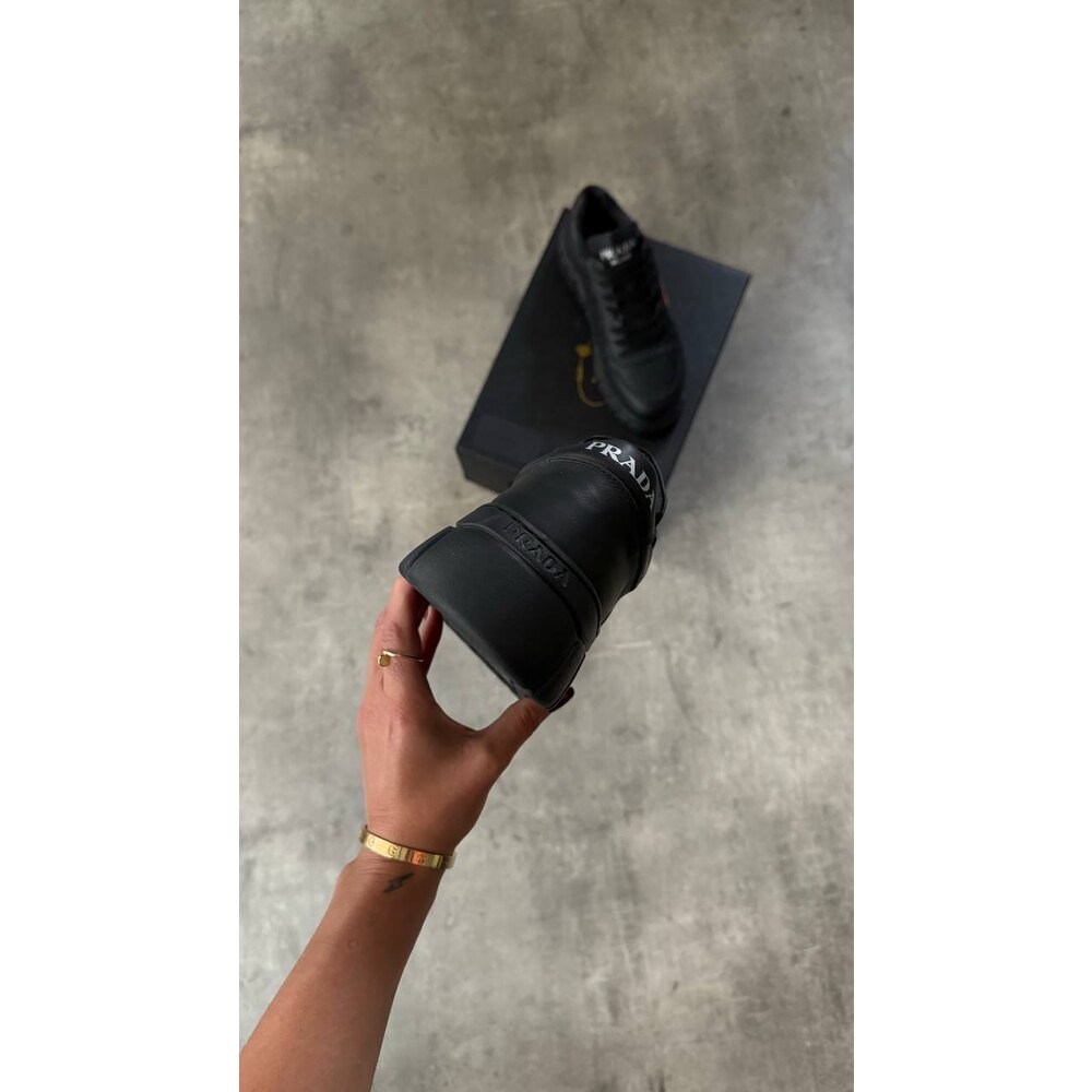 Prada Deri Black