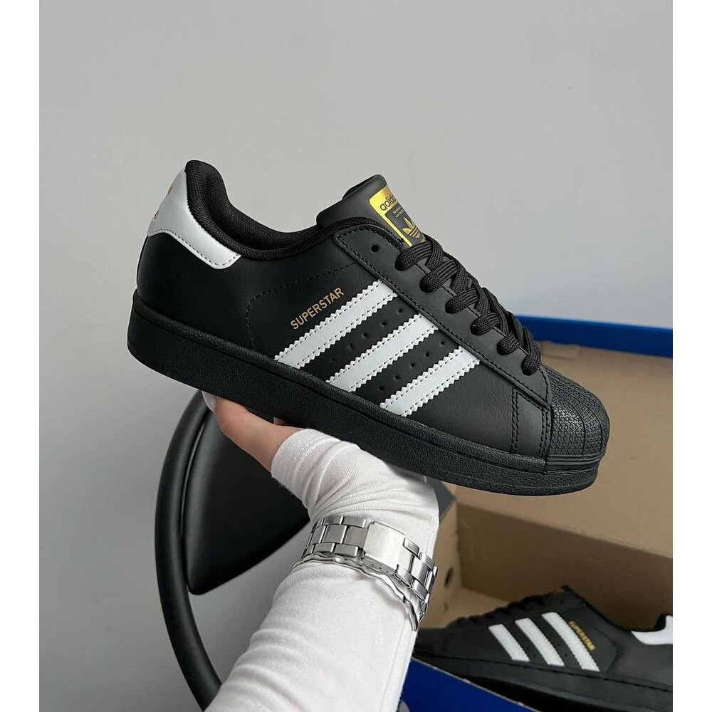 Adidas Superstar Black Classic