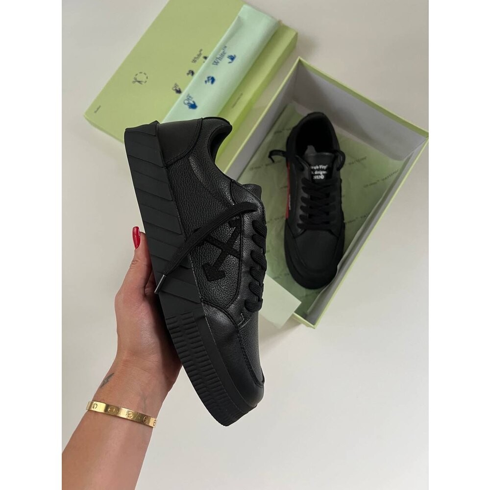 Off White X New Seseon