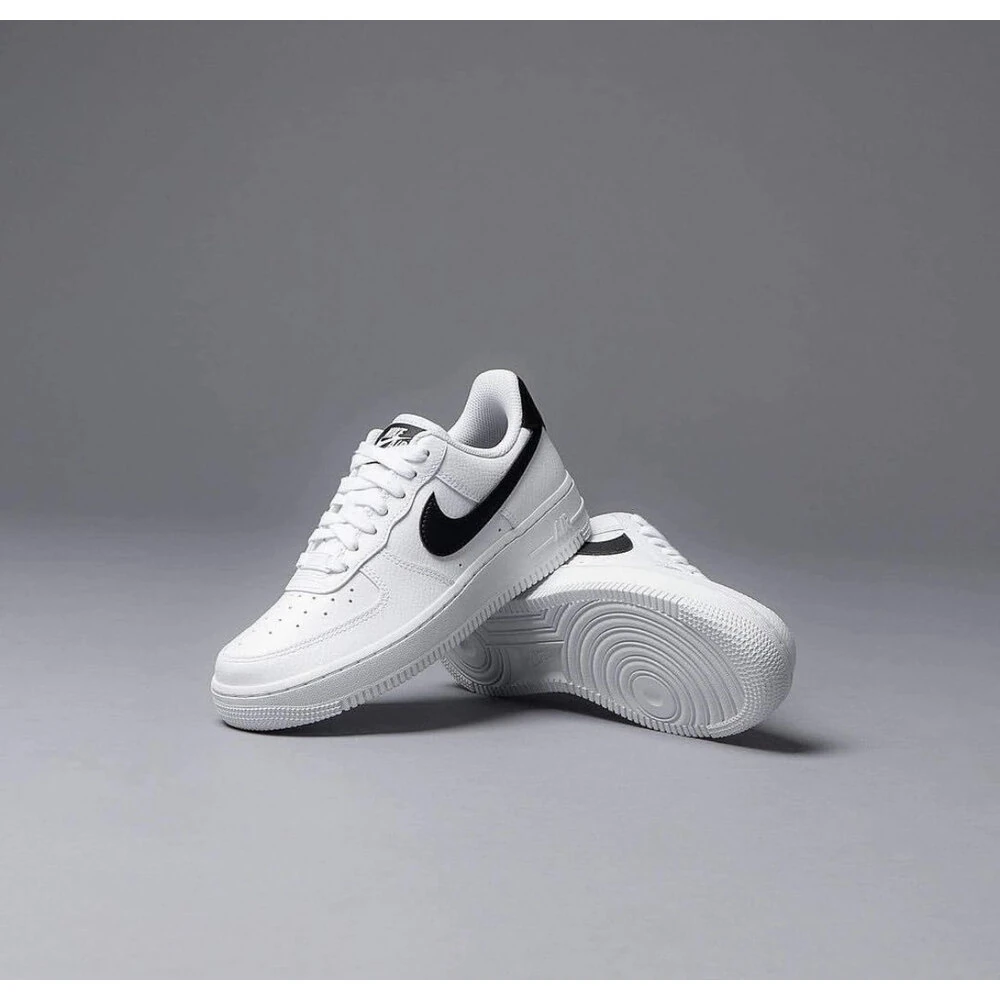 Nike Air Force Beyaz Siyah görsel 4