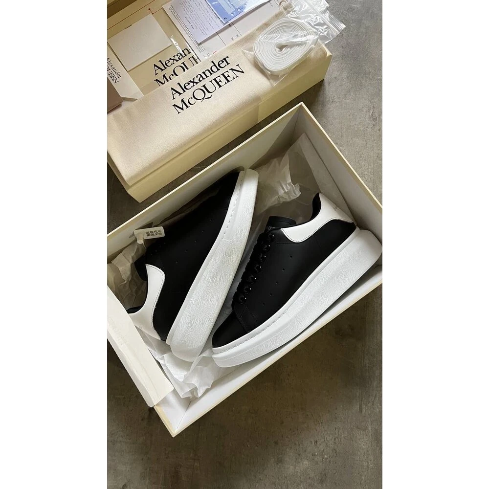 McQueen Siyah Beyaz Erkek