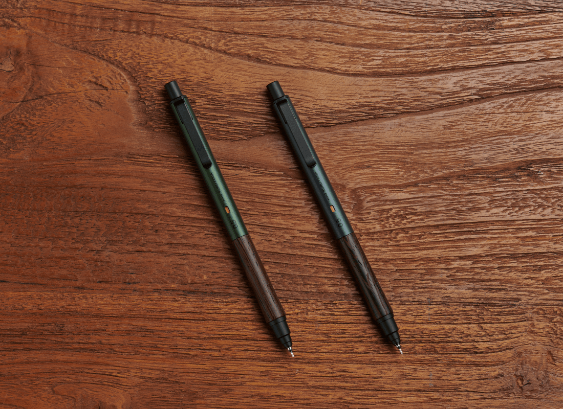 Uniball Kuru Toga Wood Mekanik Kurşun Kalem (0,5mm)