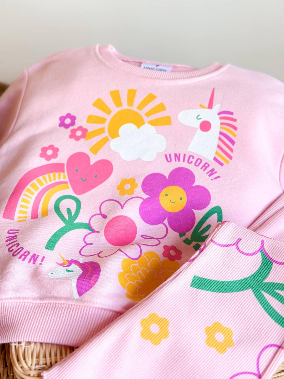 Pembe Çiçekli Takım