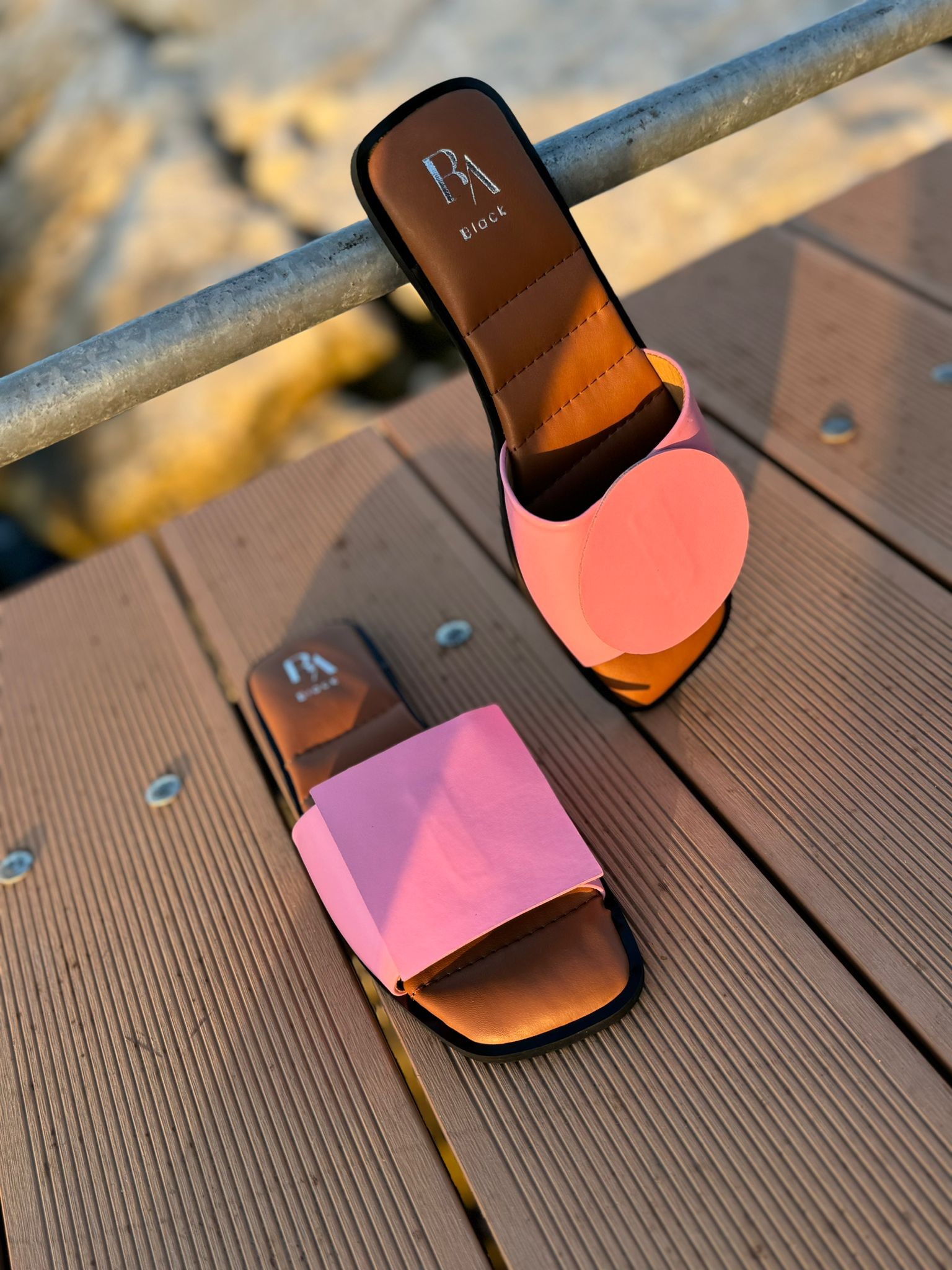 ELİE - PEMBE