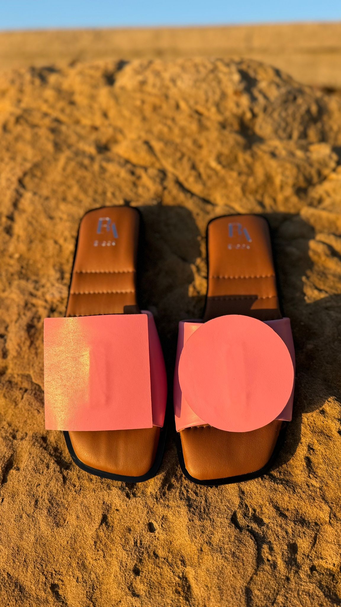 ELİE - PEMBE
