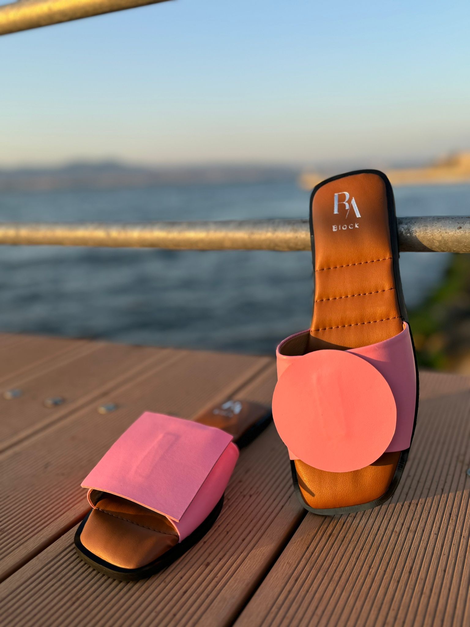 ELİE - PEMBE