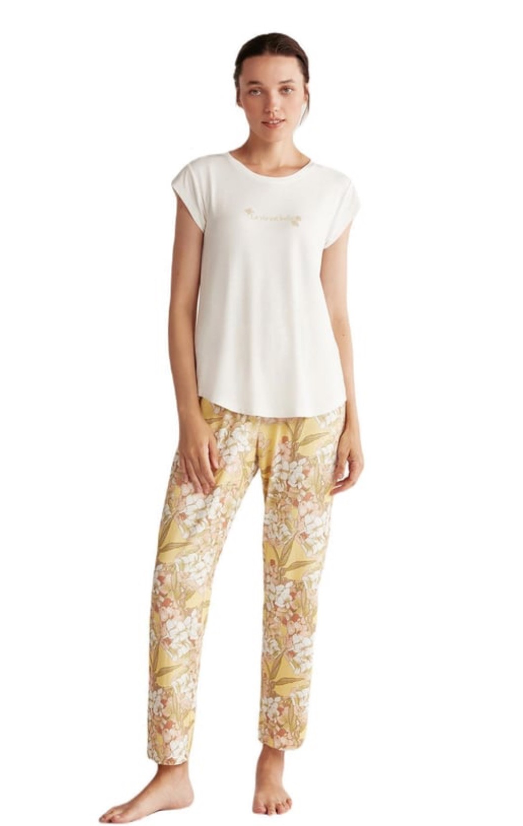 Yumuşak Dokulu Pijama Takımı 