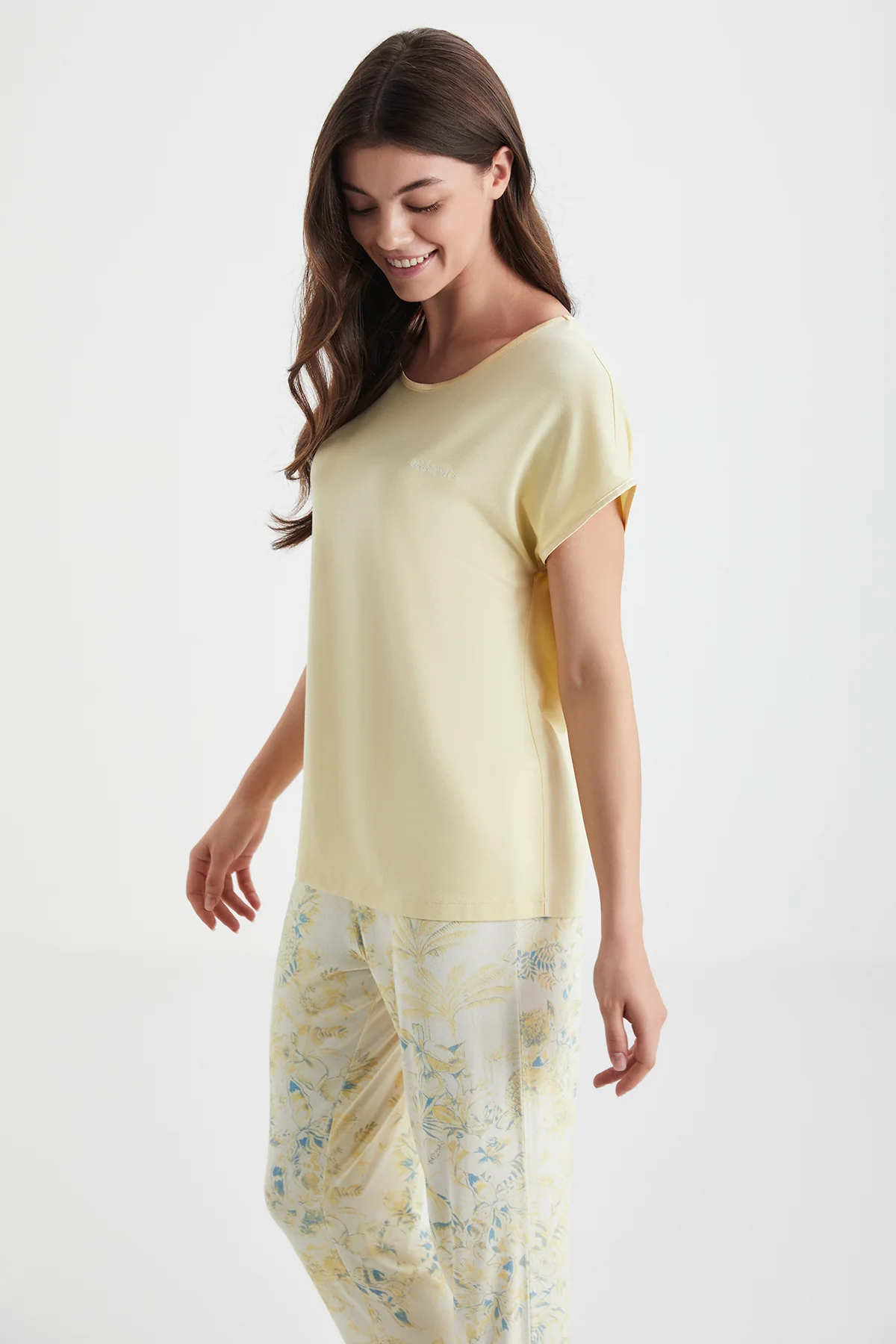 Catherine's Yumuşak Dokulu Kadın Pijama Takımı