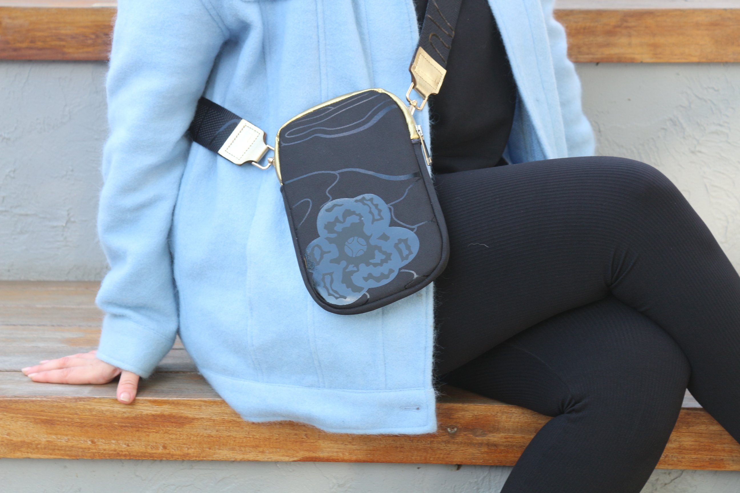 BLACK FLOWER MICRO BAG