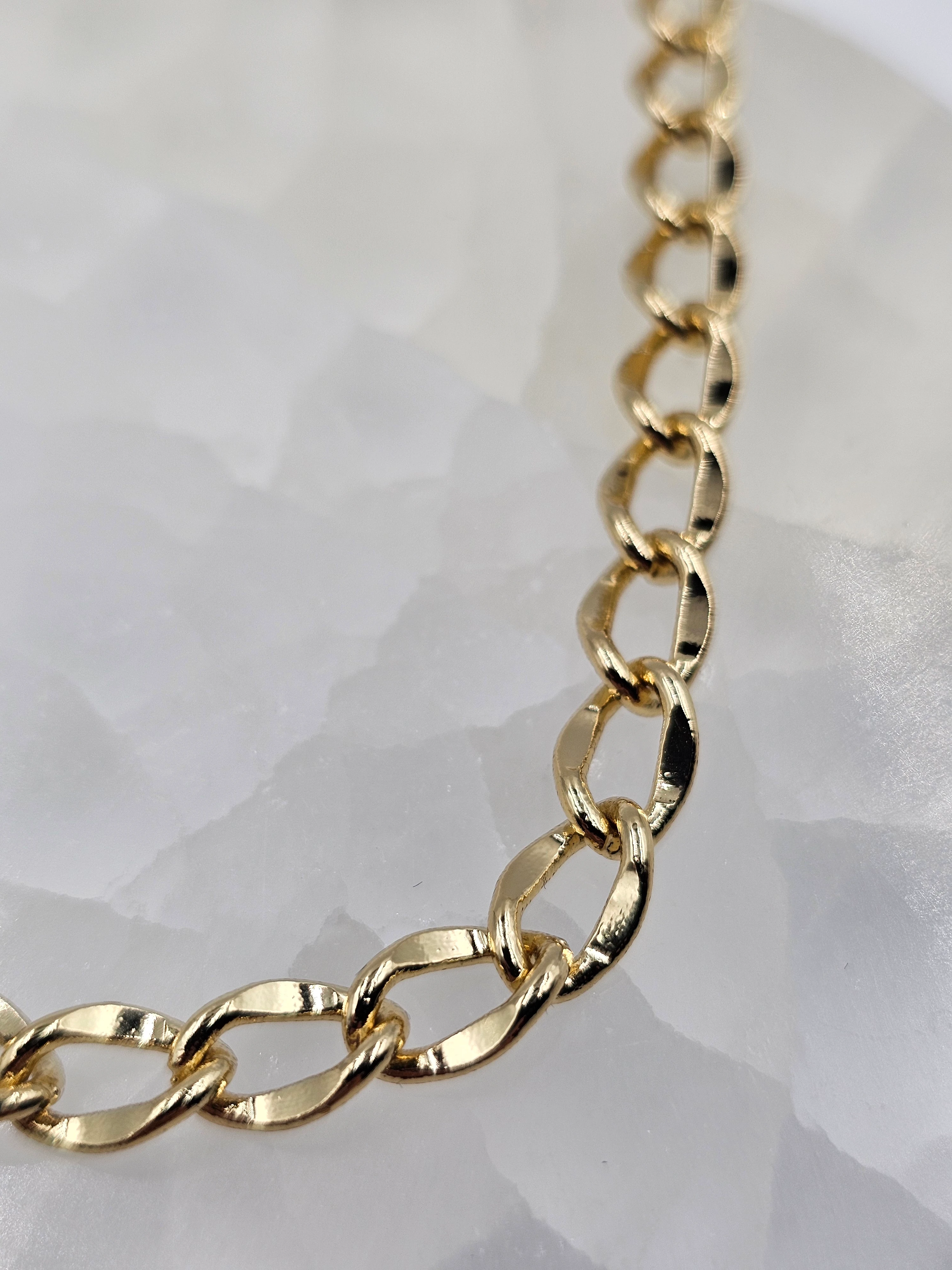 XUPİNG ALTIN KAPLAMA TASARIM ZİNCİR KOLYE (50CM)