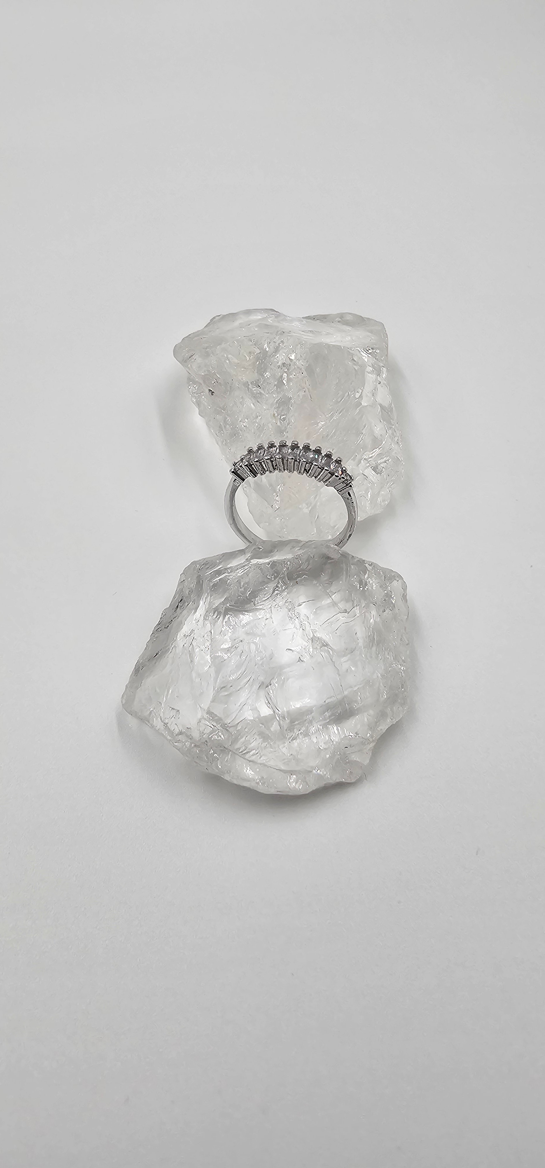 GÜMÜŞ KAPLAMA SIRA ZİRKON TAŞLI YÜZÜK