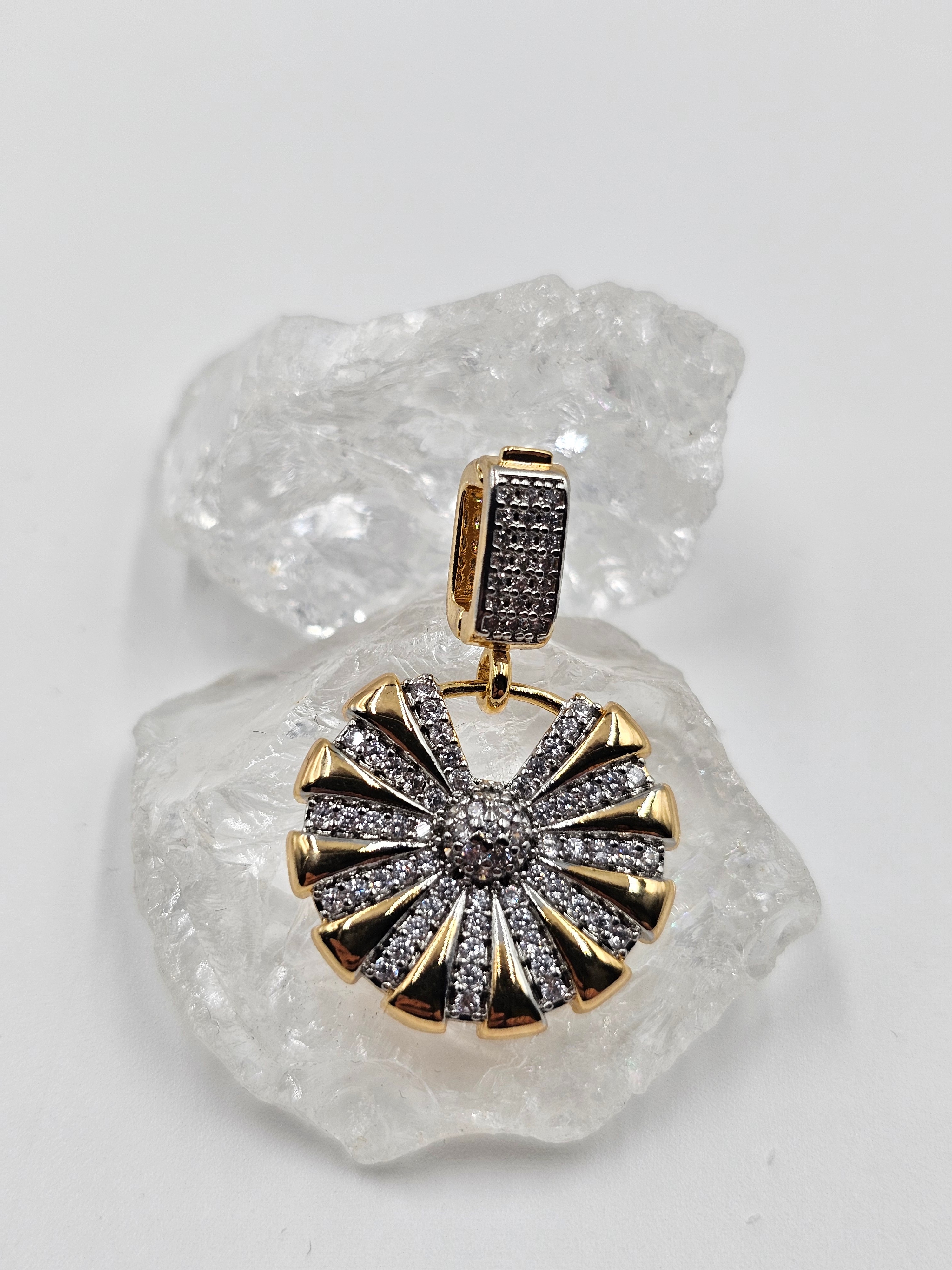 ALTIN KAPLAMA  TAŞLI KOLYE UCU CHARM