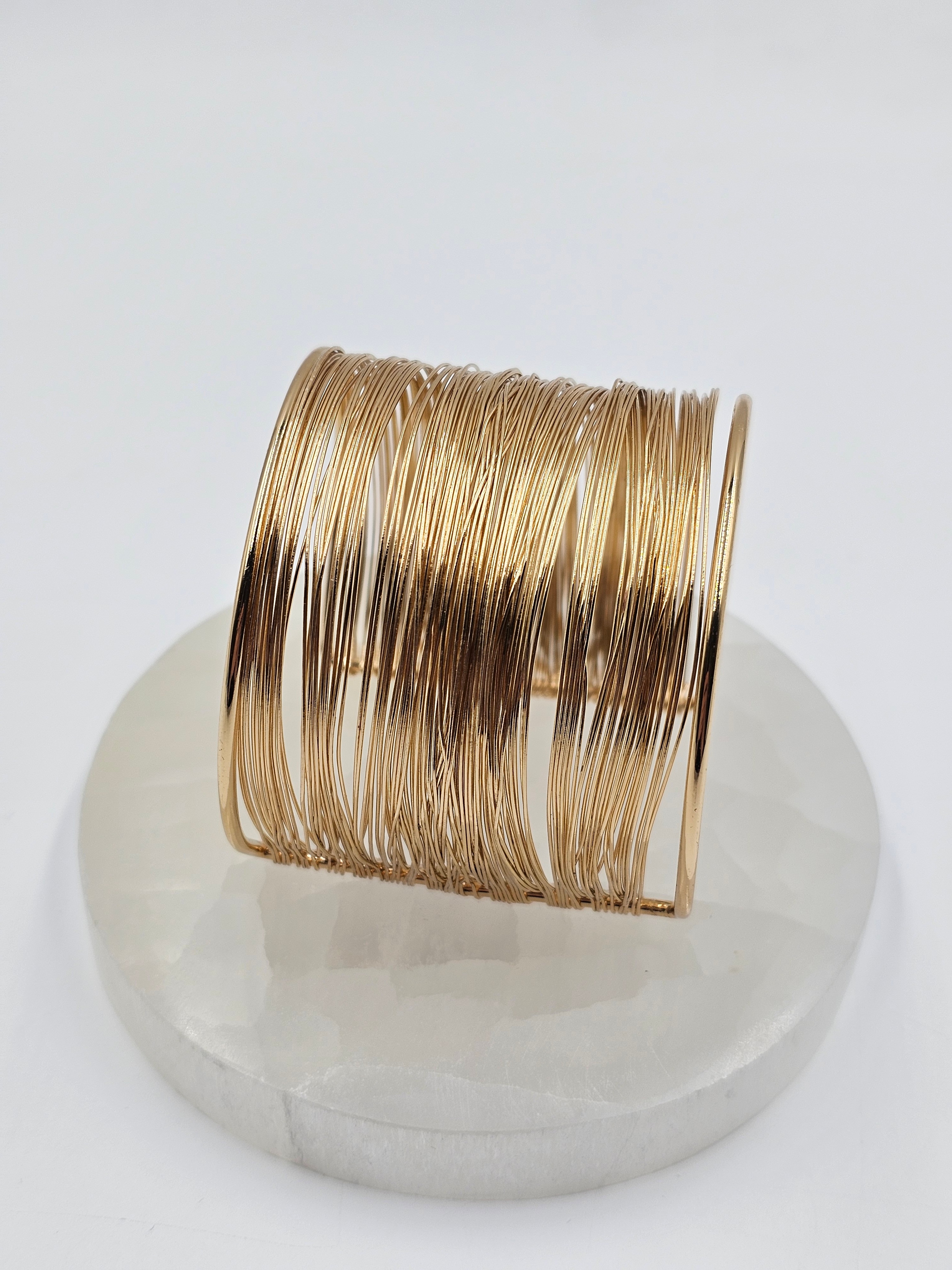 ALTIN KAPLAMA TASARIM KALIN TEL KELEPÇE