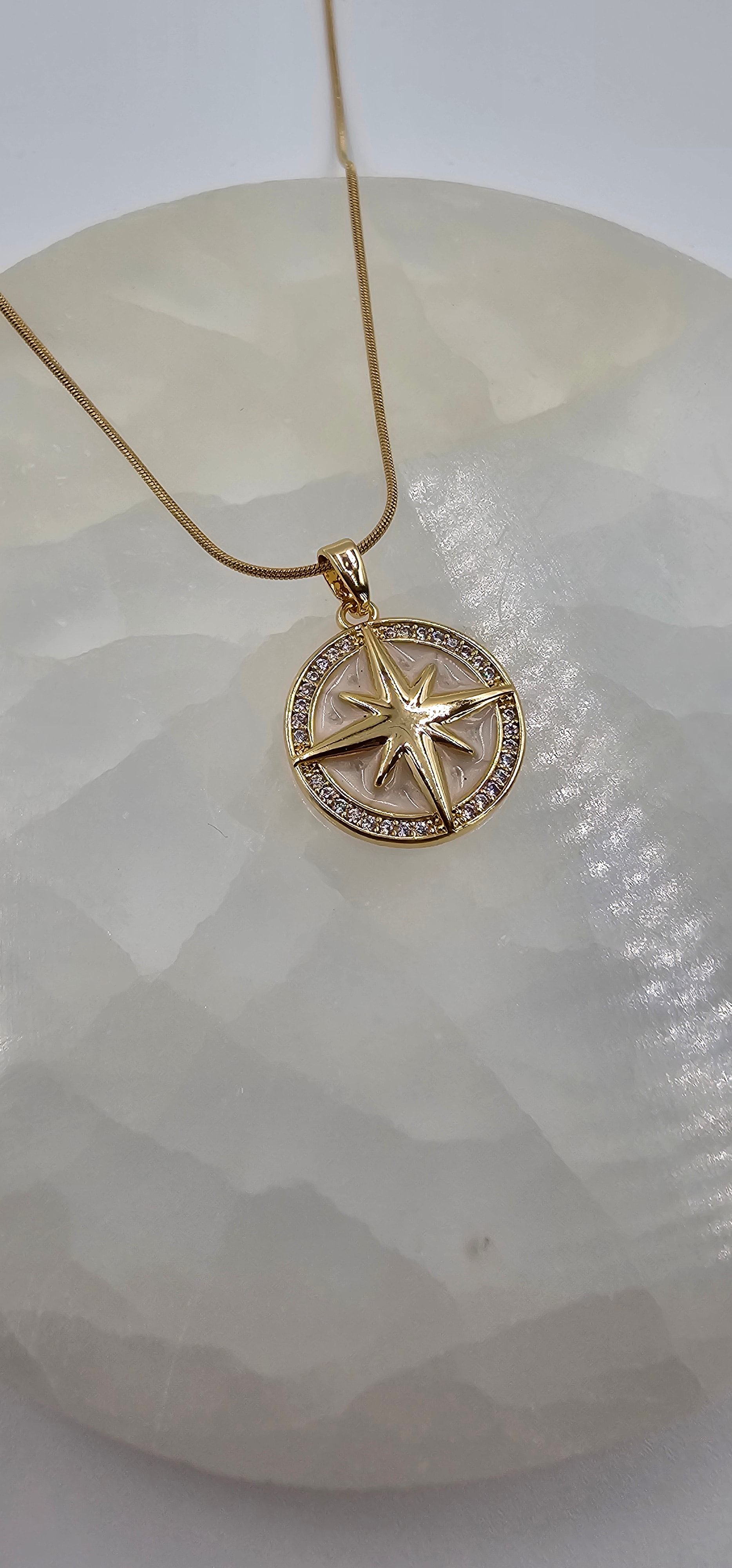 ALTIN KAPLAMA ZİRKON TAŞLI KUTUP YILDIZI KOLYE