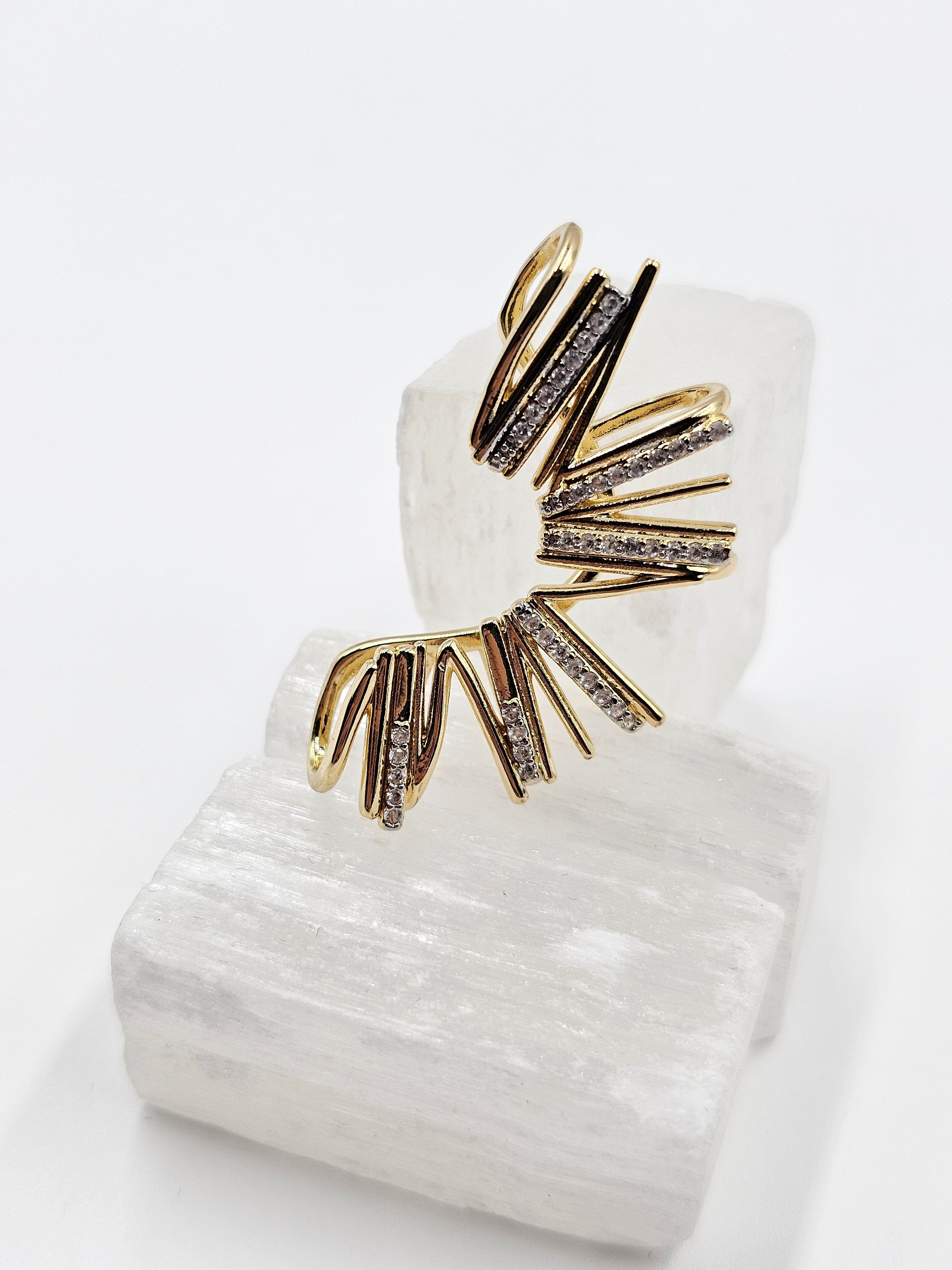 ALTIN KAPLAMA ZİGZAG MODEL ZİRKON TAŞLI EARCUFF KIKIRDAK KÜPE