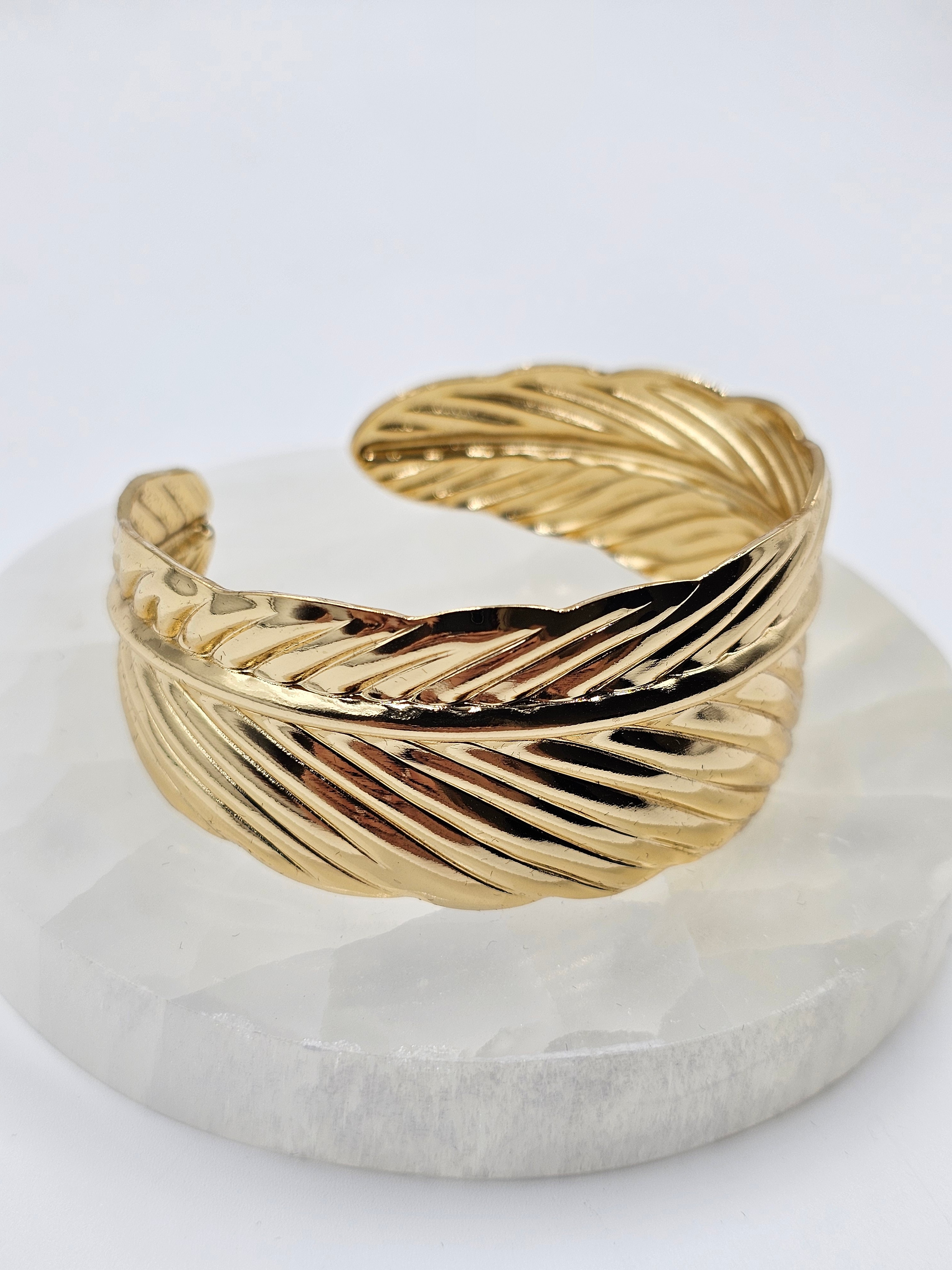 ALTIN KAPLAMA YAPRAK KELEPÇE