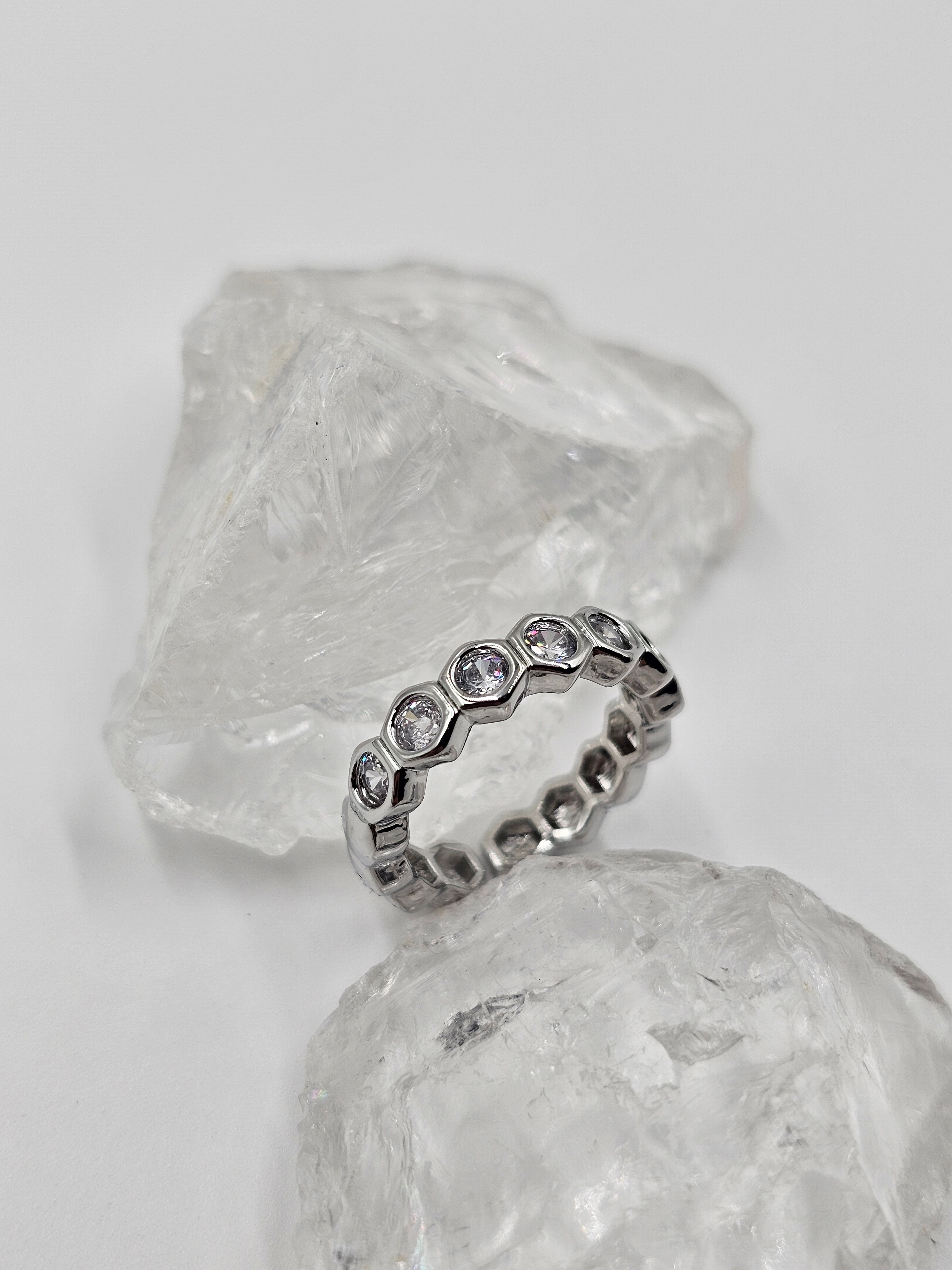 GÜMÜŞ KAPLAMA ZİRKON TAŞLI YÜZÜK