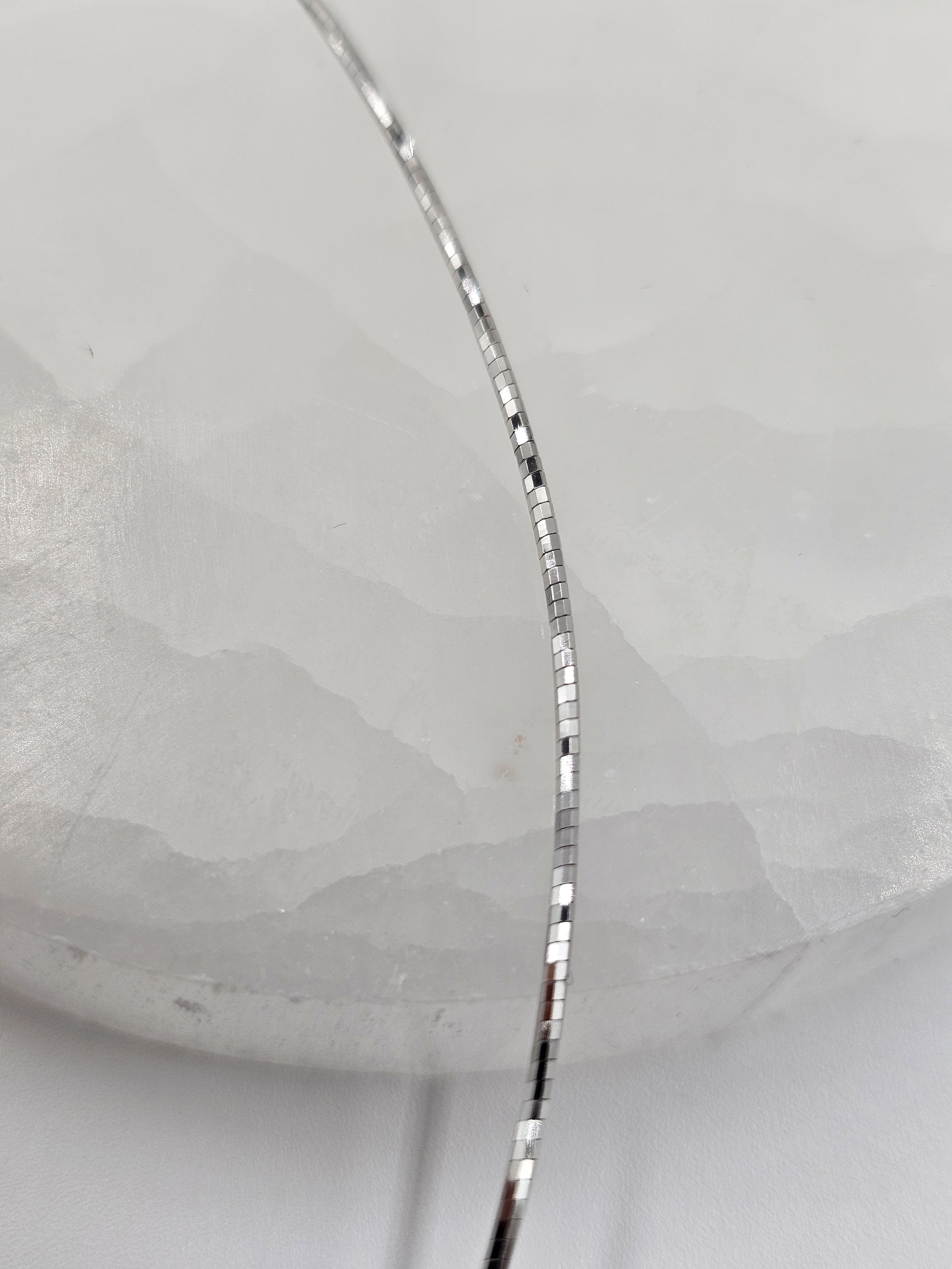 GÜMÜŞ KAPLAMA XUPİNG TEL CHOKER KOLYE