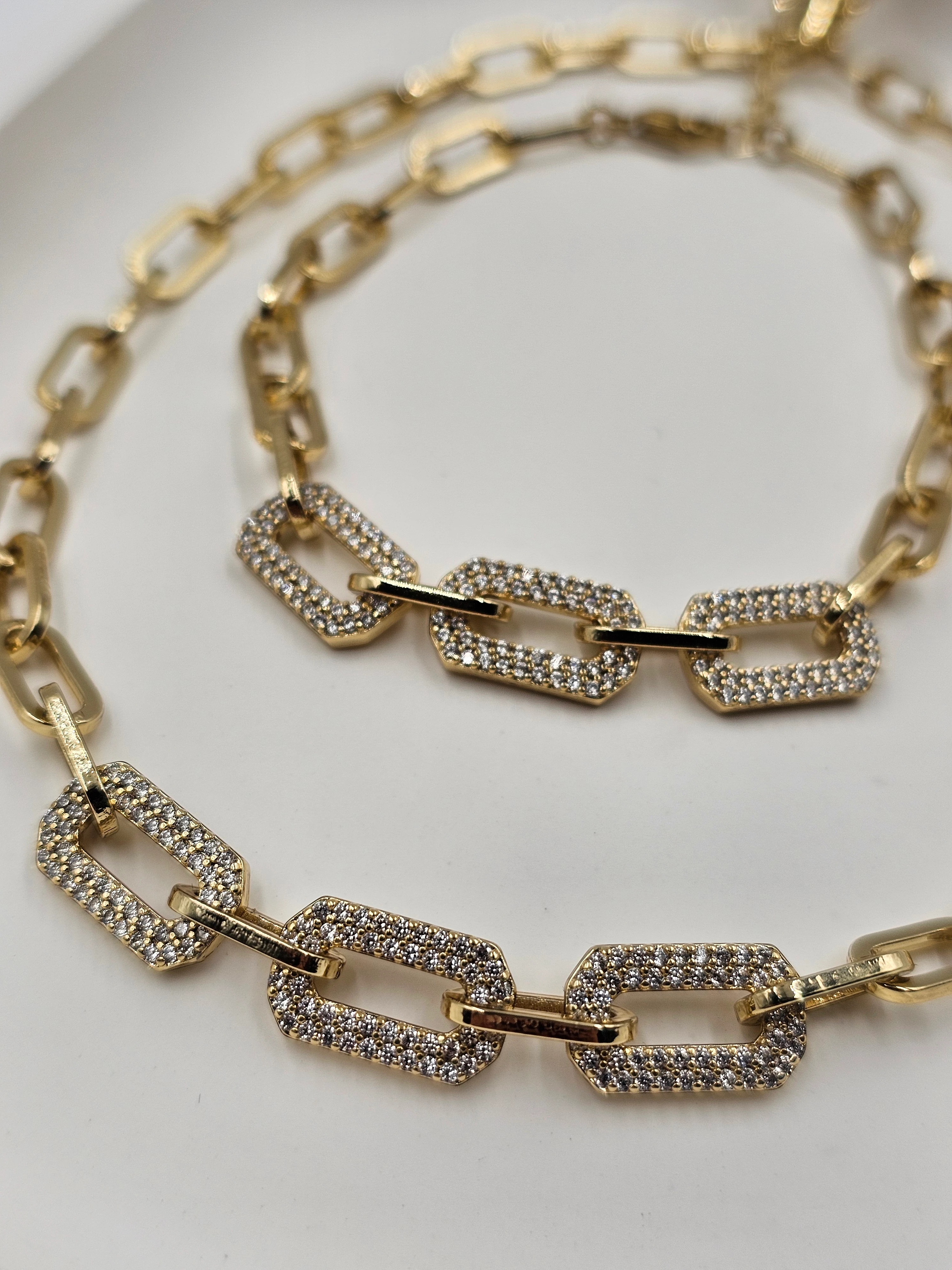 XUPİNG ALTIN KAPLAMA TASARIM ZİRKON TAŞLI  ATAÇ SET