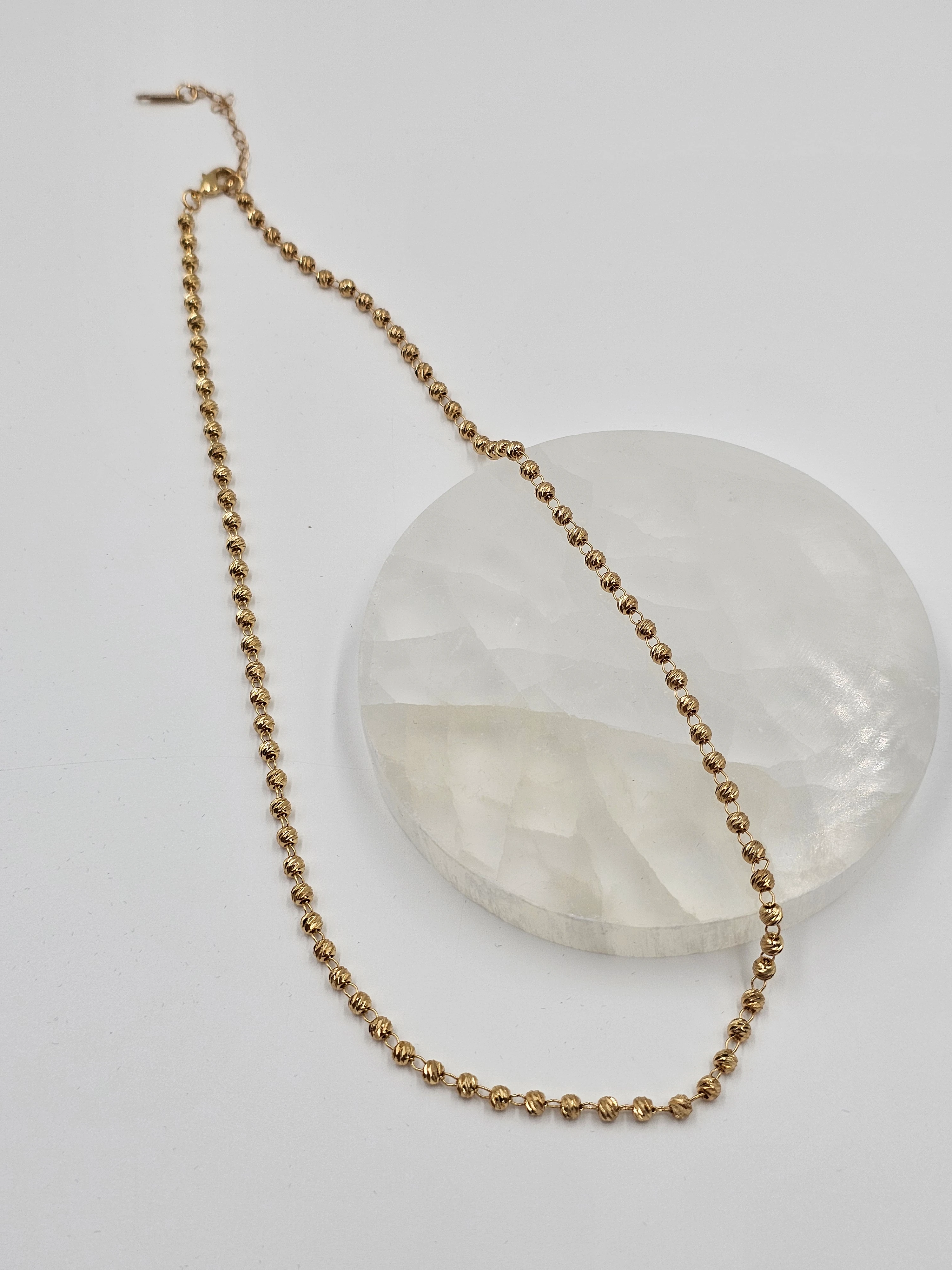 ALTIN KAPLAMA DORİKA TOP KOLYE