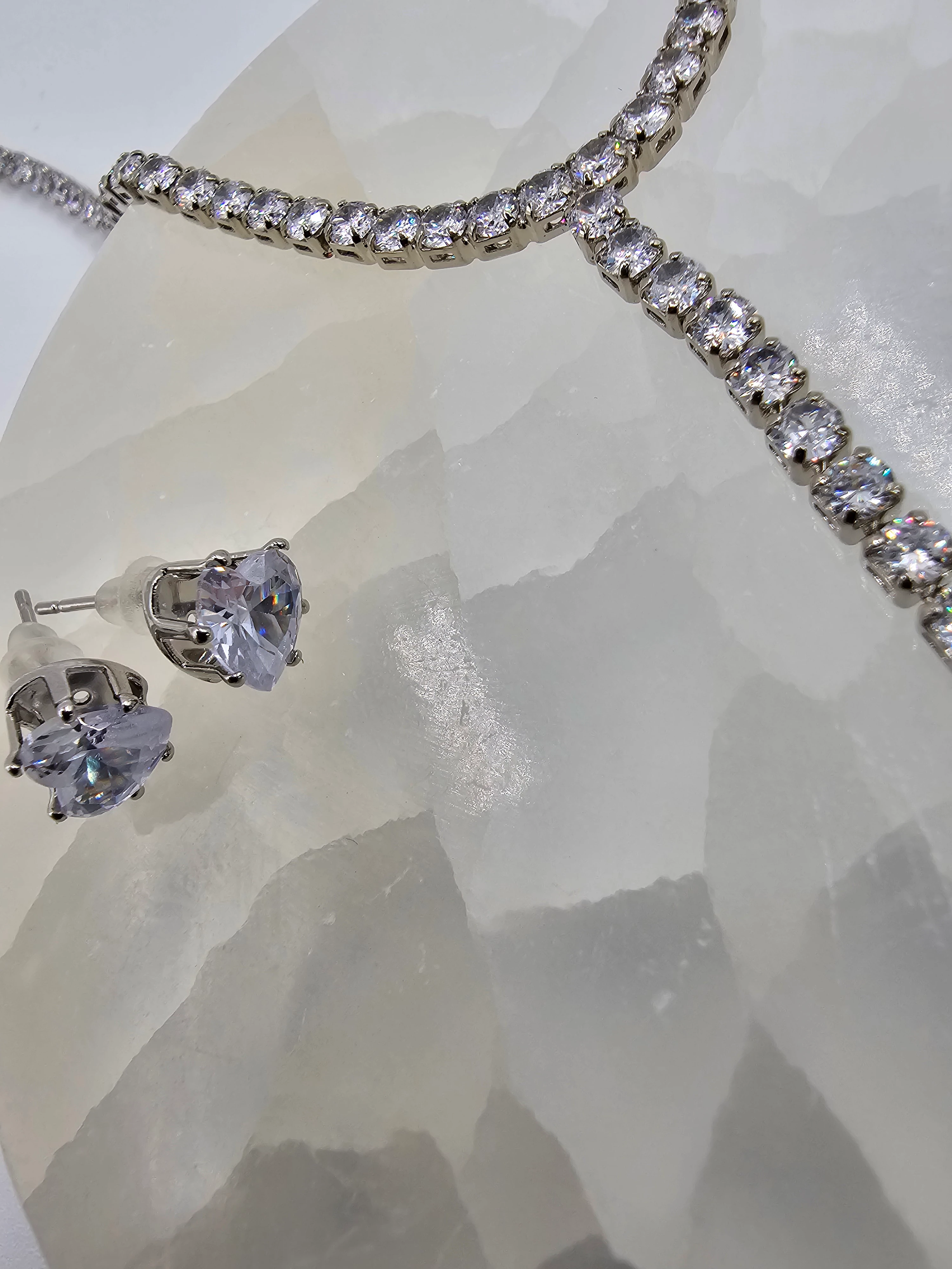 ZİRKON TEK TAŞLI SU YOLU  KÜPELİ SET