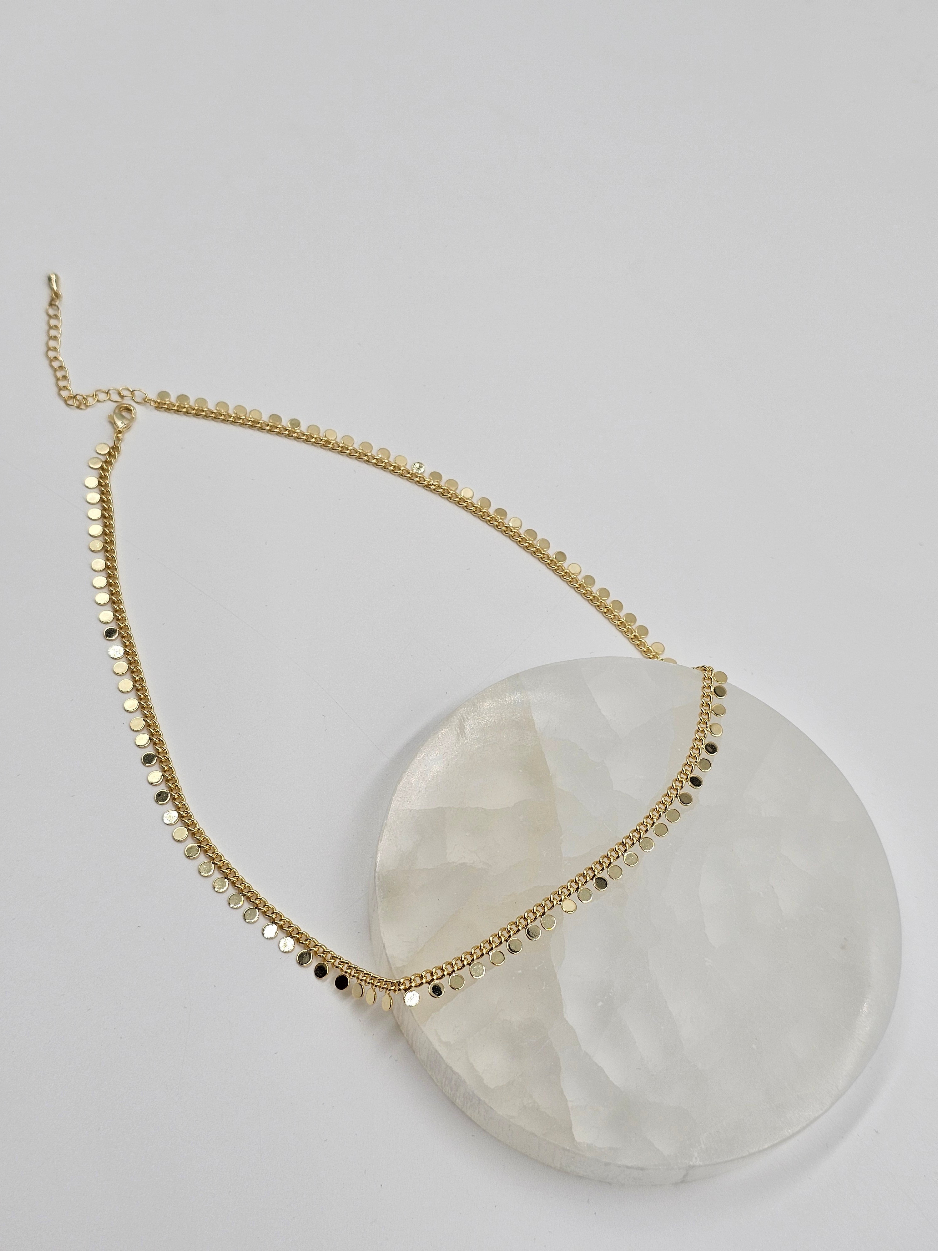  ALTIN  KAPLAMA PULLU KOLYE