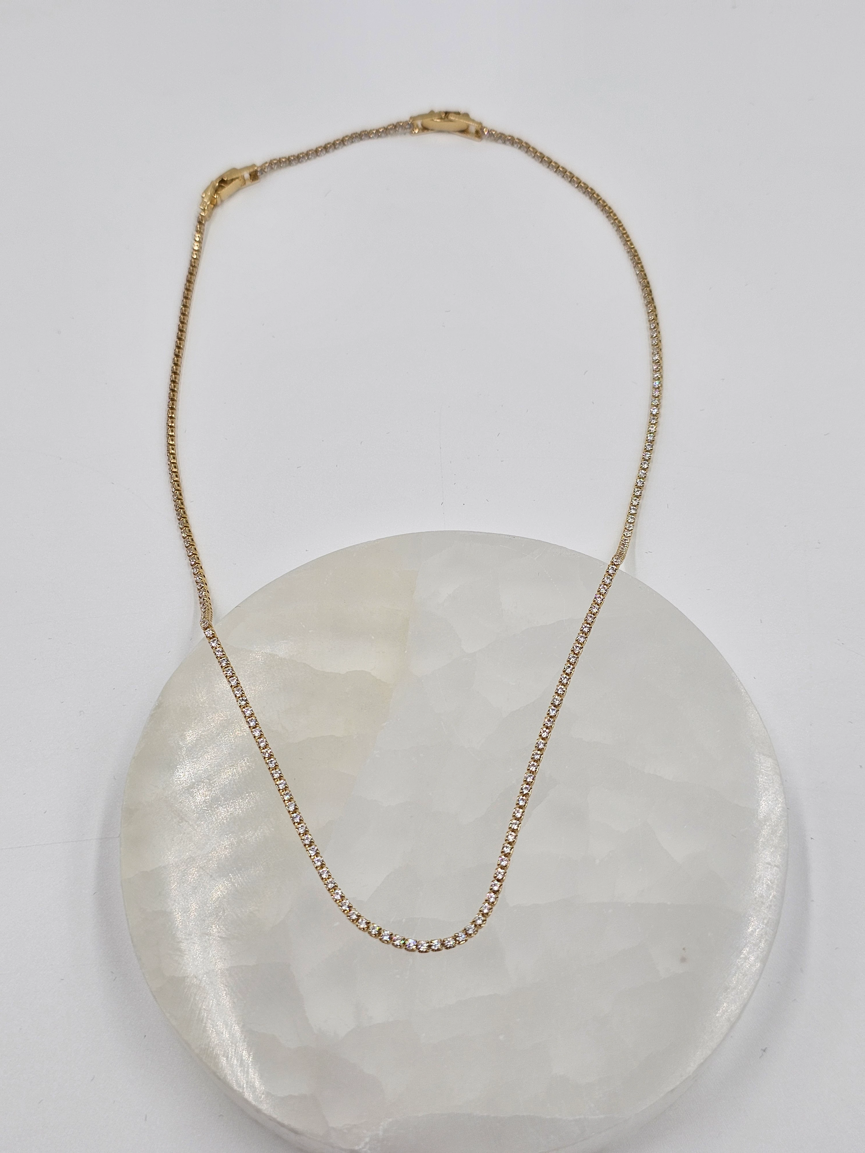 ALTIN KAPLAMA SU YOLU TAŞLI KOLYE