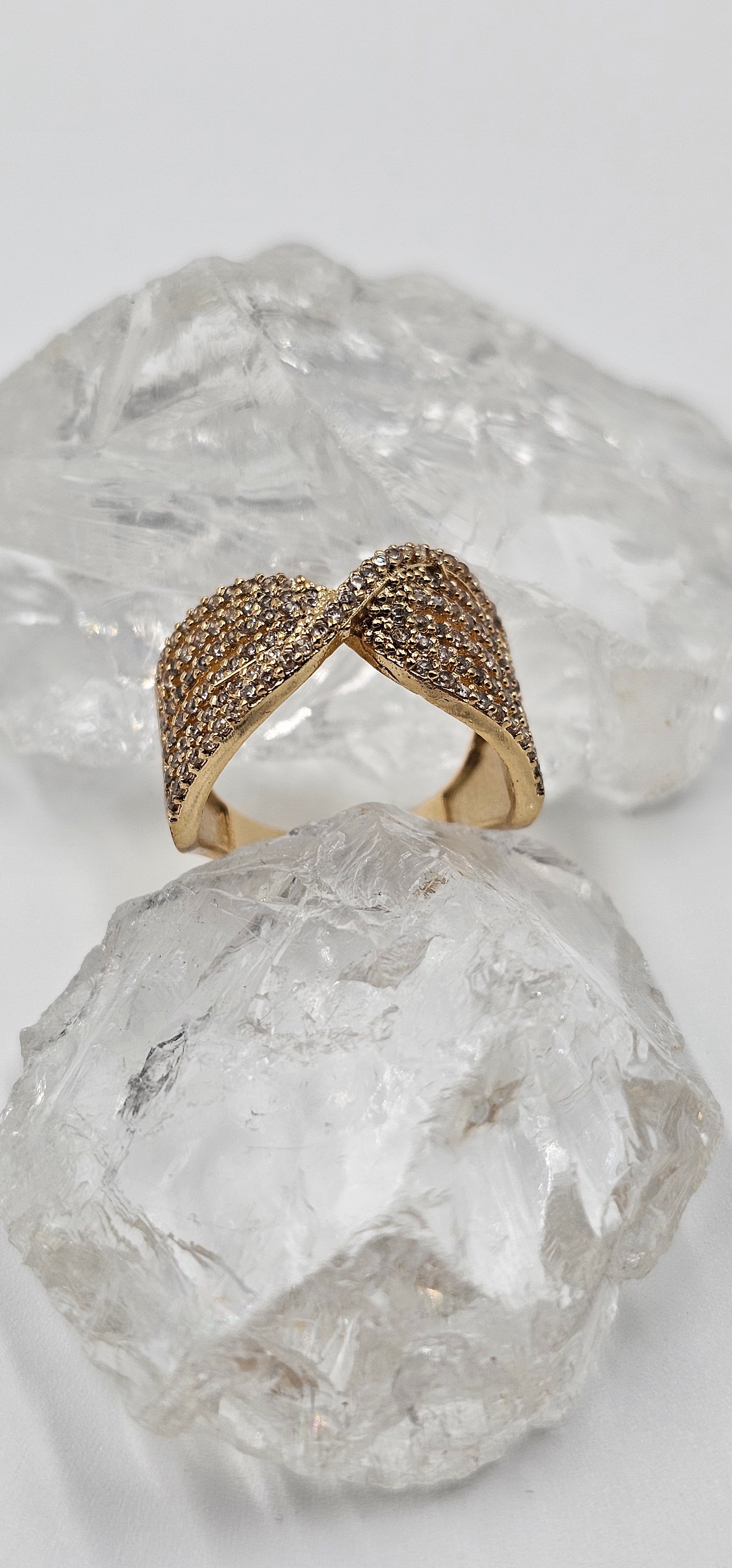 ALTIN VE GÜMÜŞ KAPLAMA ZİRKON TAŞLI KIVRIMLI YÜZÜK