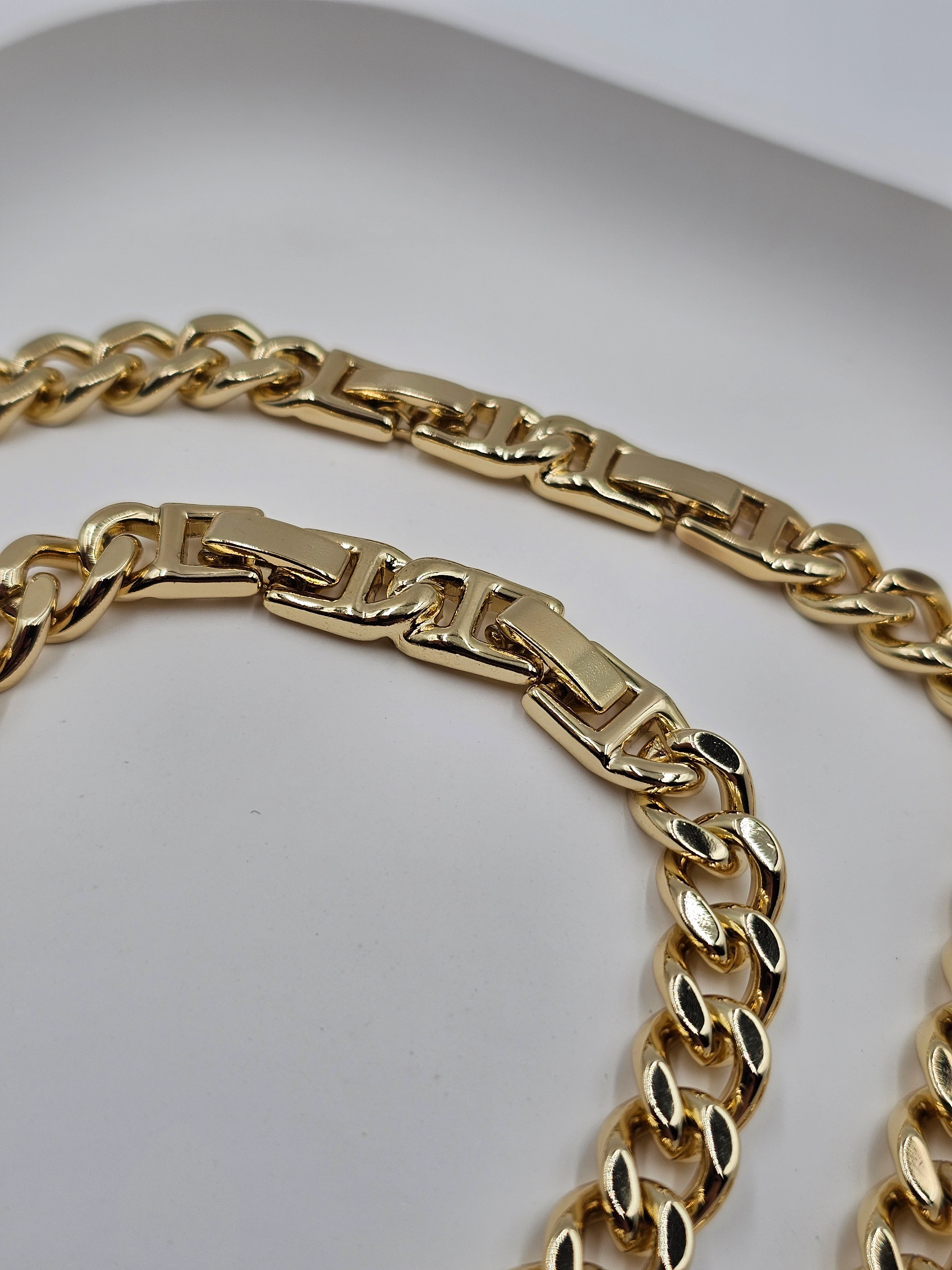 XUPİNG ALTIN KAPLAMA TASARIM ZİRKON TAŞLI GURMET SET 